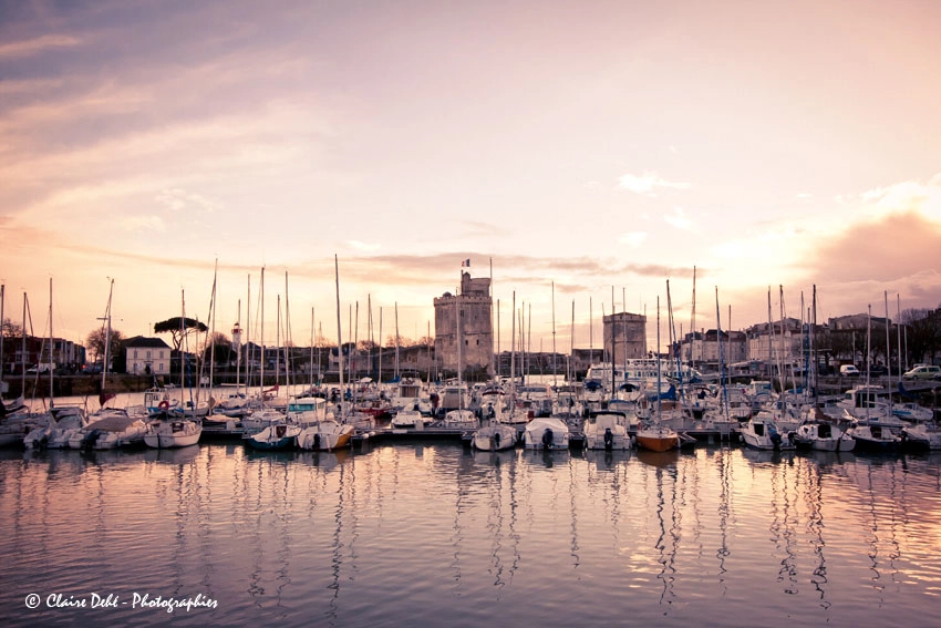 Canon EF-S 10-18mm F4.5–5.6 IS STM sample photo. Sunset in la rochelle photography