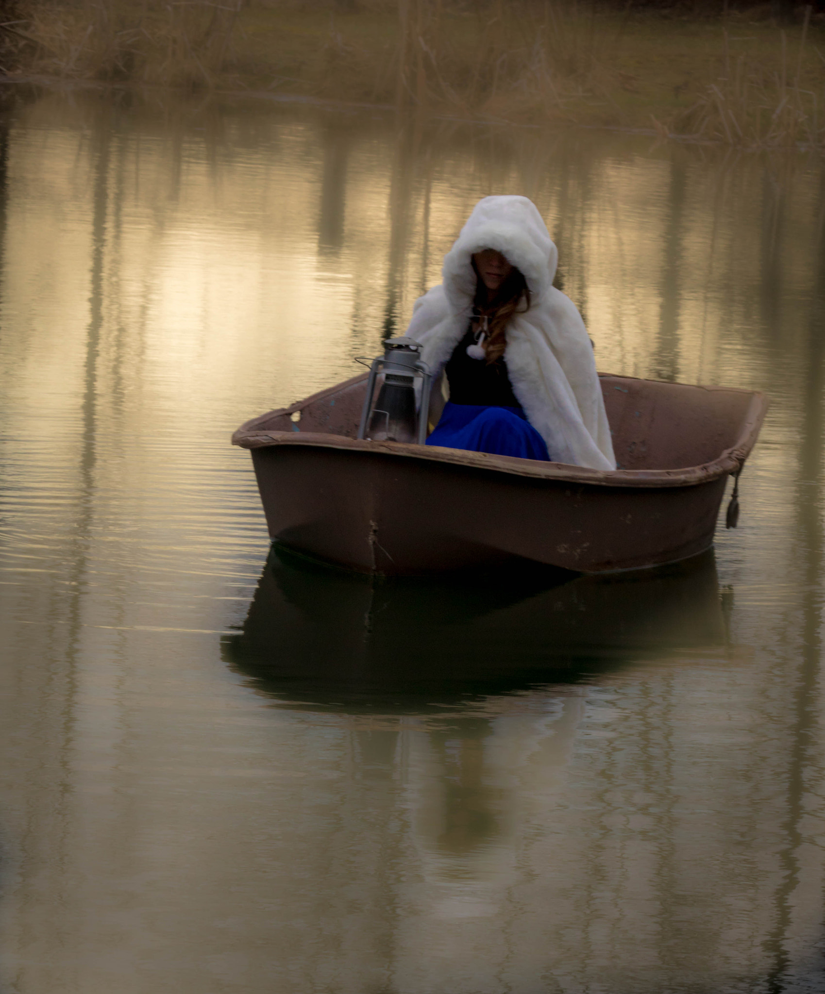 Canon EF 100-400mm F4.5-5.6L IS USM sample photo. Mysterious beauty photography