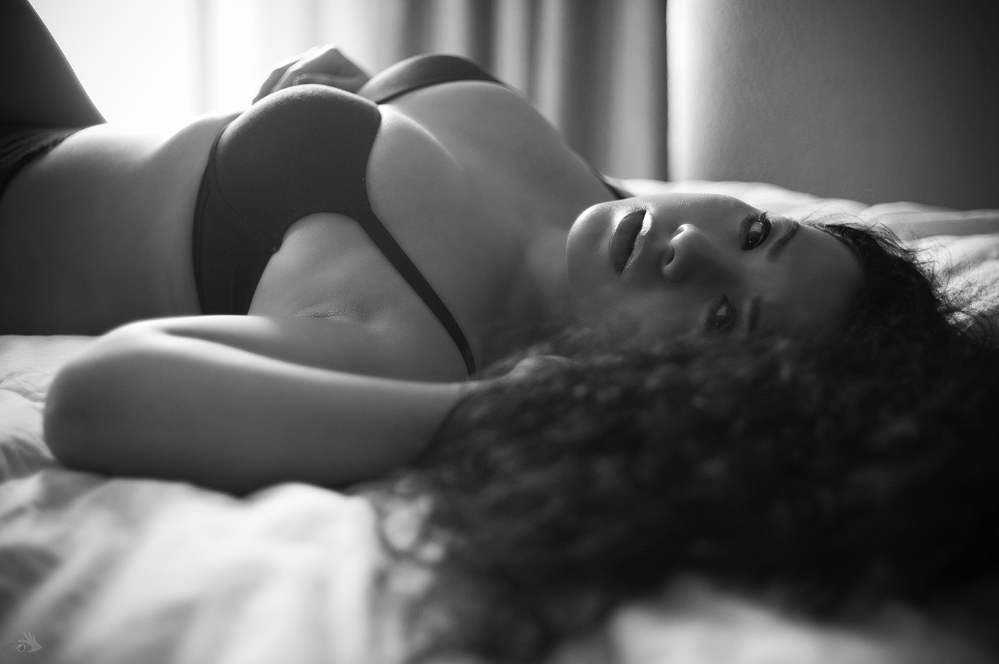 Summicron-M 50mm f/2 (IV, V) sample photo. Seduction: www.mirrorlessness.com photography