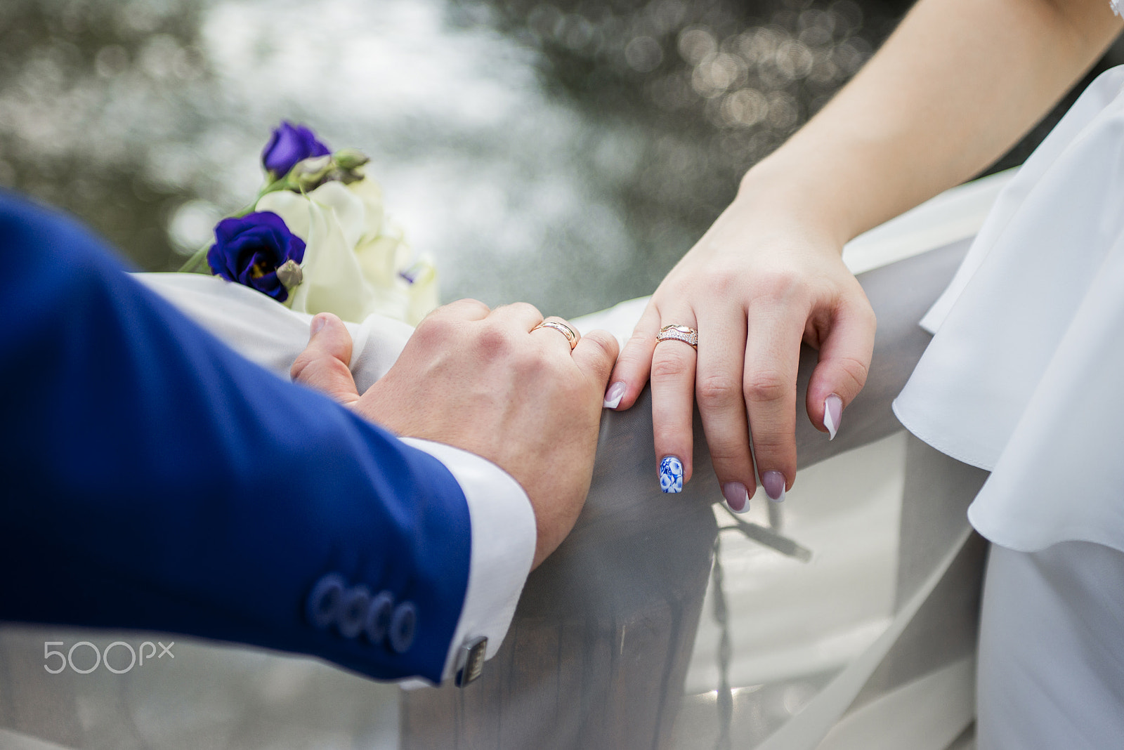 Nikon D610 + Sigma 24-70mm F2.8 EX DG Macro sample photo. Hands and rings on wedding bouquet photography