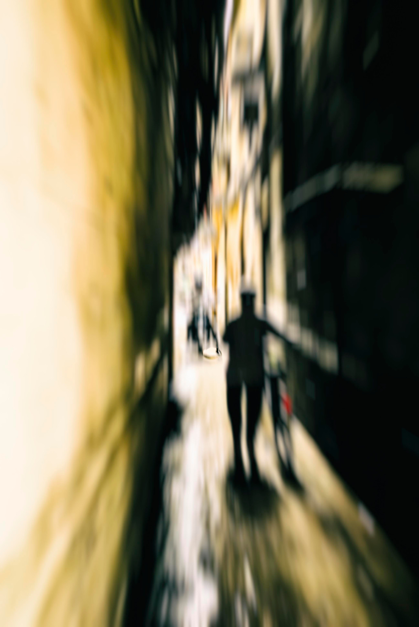 AF Zoom-Nikkor 28-85mm f/3.5-4.5 sample photo. Hitchhiking photography