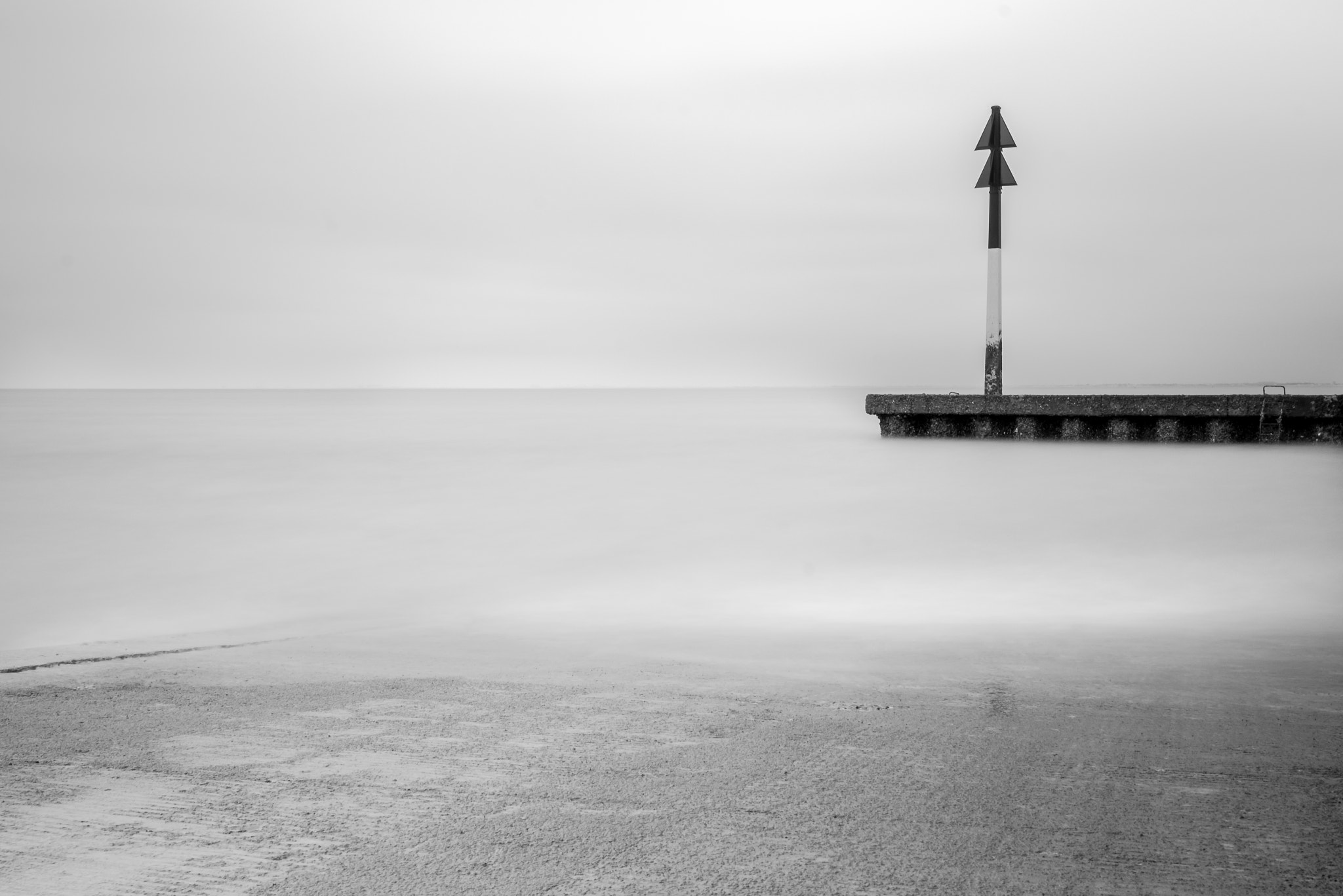 Canon EF 24-70mm F4L IS USM sample photo. On the ocean - black and white photography