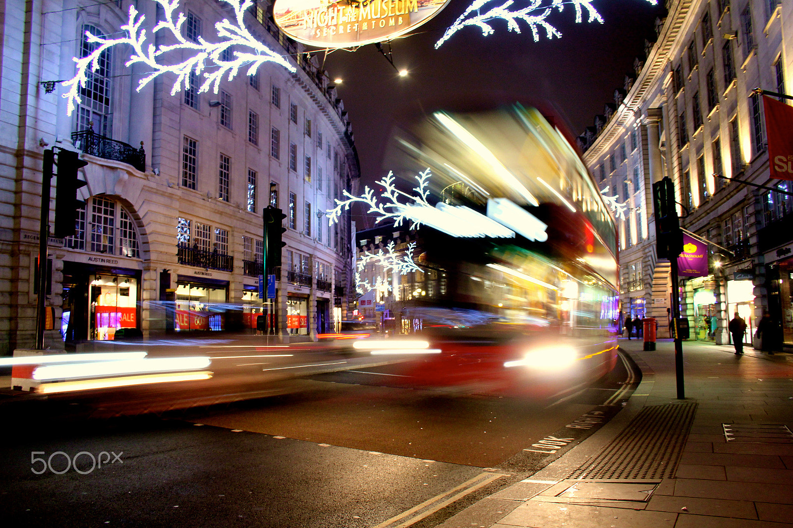 Canon EF-S 18-55mm F3.5-5.6 sample photo. Regent street christmas photography