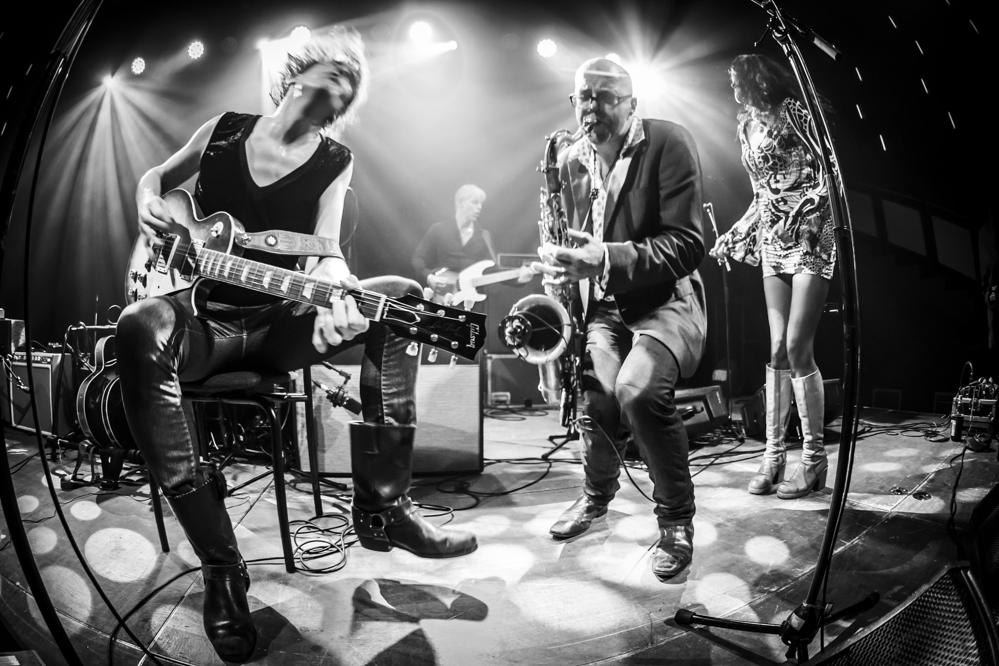 Nikon AF DX Fisheye-Nikkor 10.5mm F2.8G ED sample photo. Ralph de jong and band hengelo theater photography