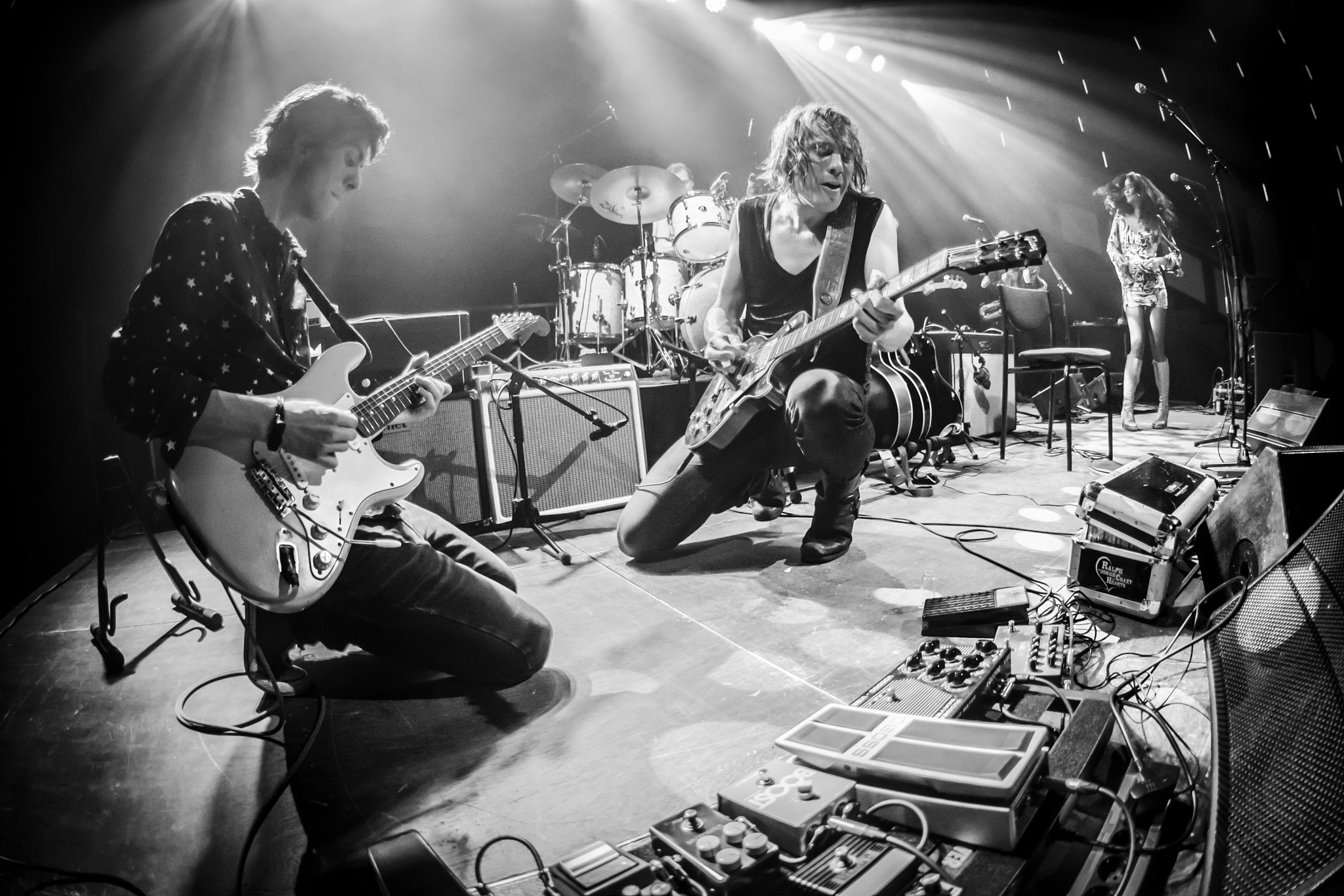 Nikon AF DX Fisheye-Nikkor 10.5mm F2.8G ED sample photo. Ralph de jong and band hengelo theater photography