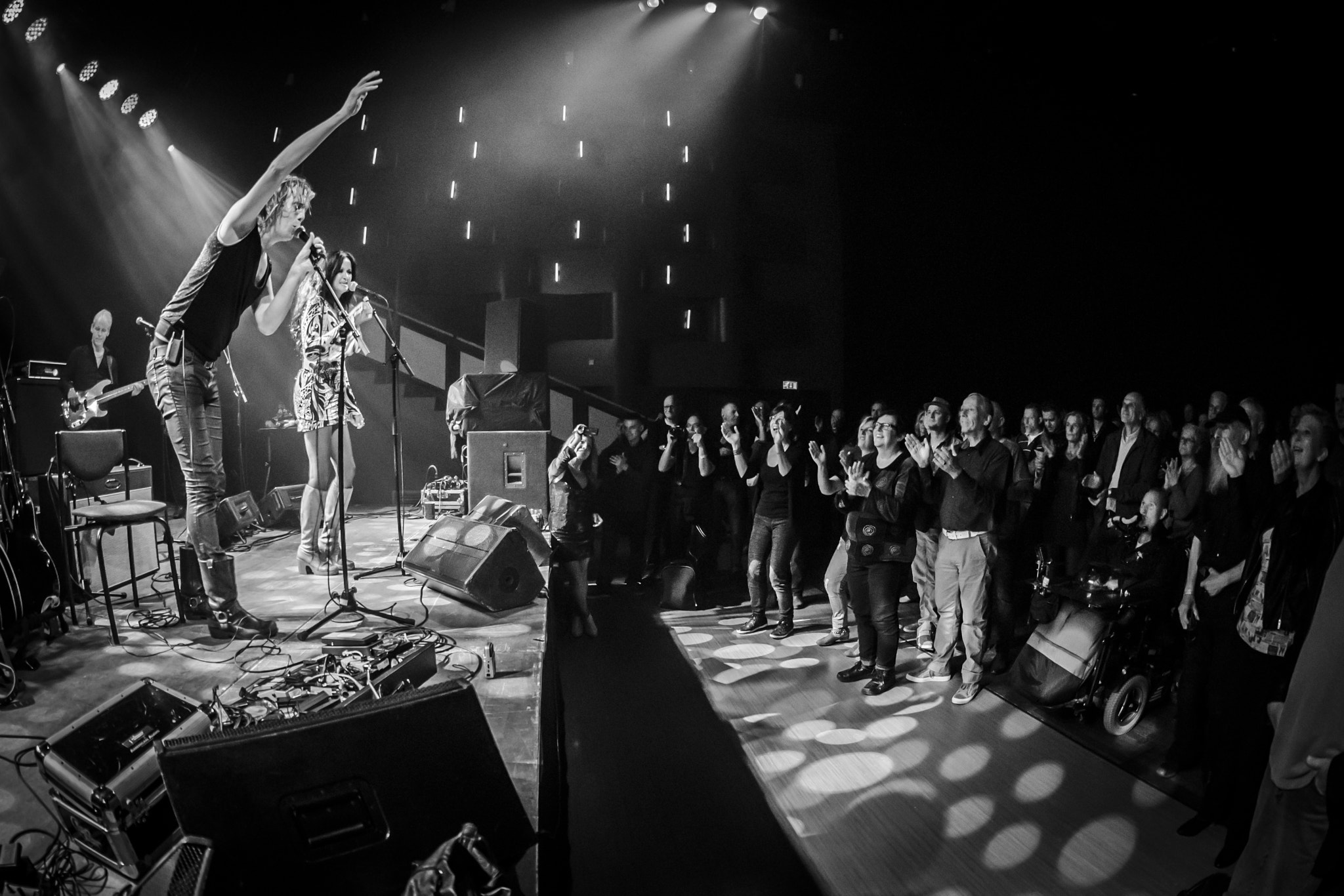 Nikon AF DX Fisheye-Nikkor 10.5mm F2.8G ED sample photo. Ralph de jong and band hengelo theater photography