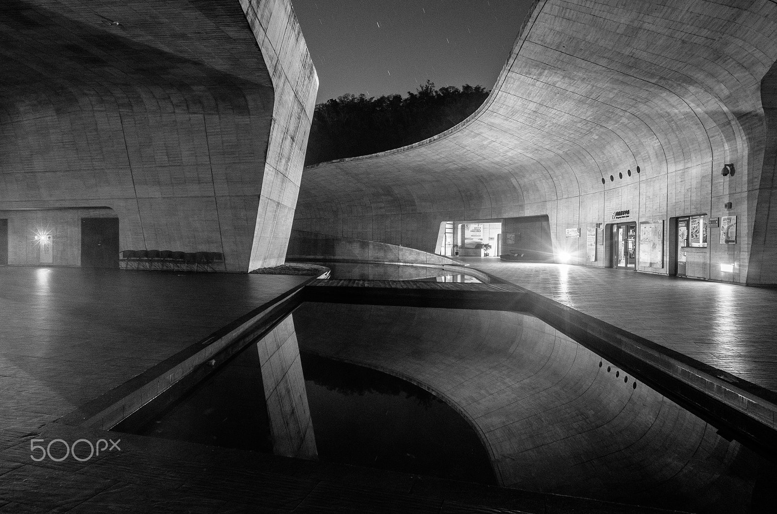 Pentax smc DA 15mm F4 ED AL Limited sample photo. 夜 photography