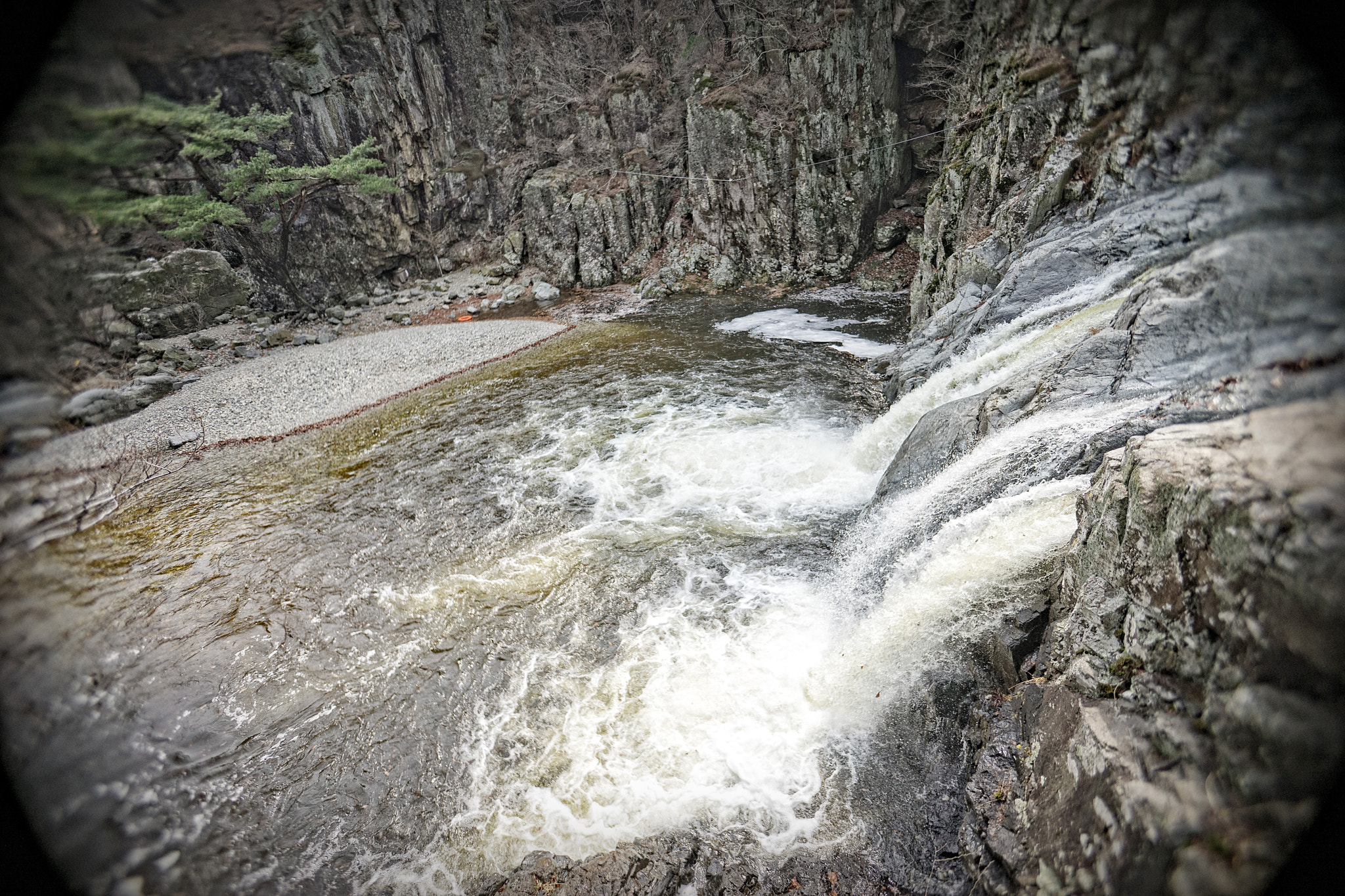 Sony a7 + Sony E 16mm F2.8 sample photo. Waterfall photography