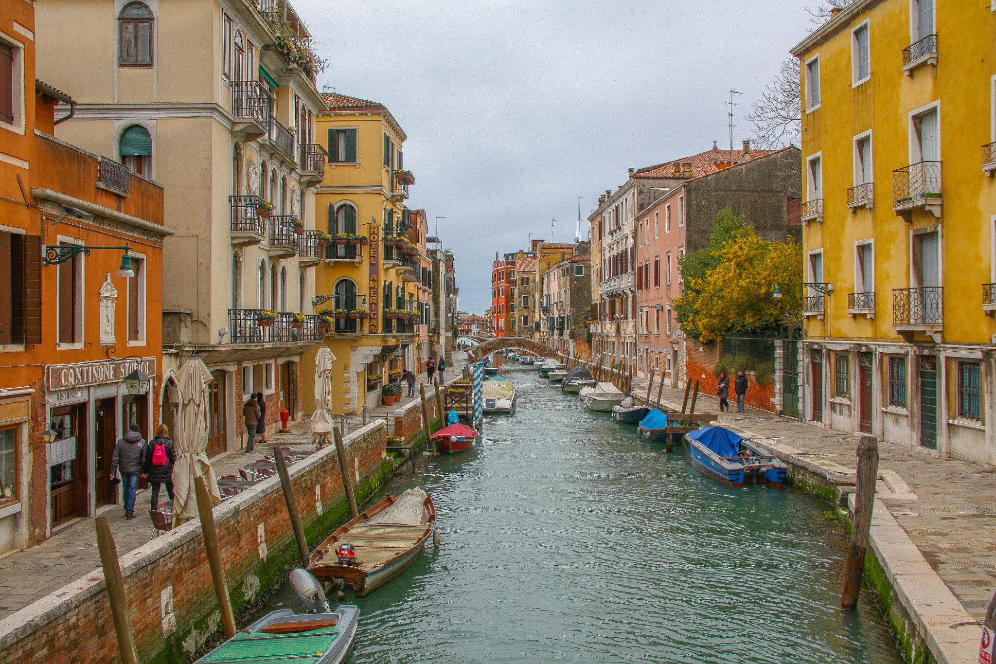 Canon EOS 450D (EOS Rebel XSi / EOS Kiss X2) sample photo. Venice is beautiful on a gray winter's day photography