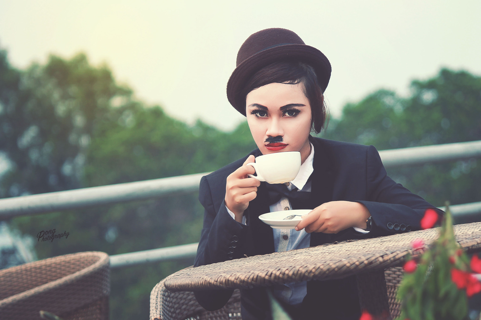 Canon EOS 1100D (EOS Rebel T3 / EOS Kiss X50) sample photo. Chaplin girl photography