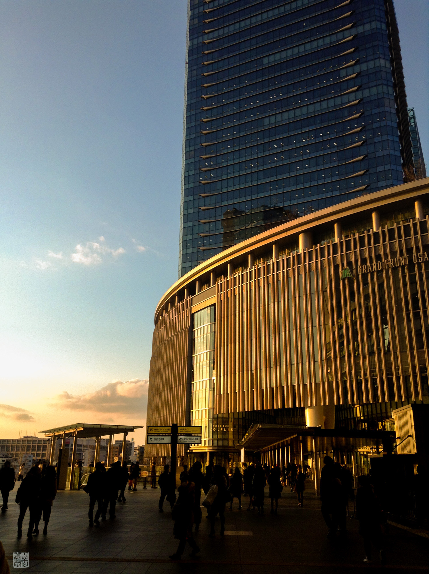 iPod touch back camera 3.3mm f/2.4 sample photo. Sunset on osaka station photography