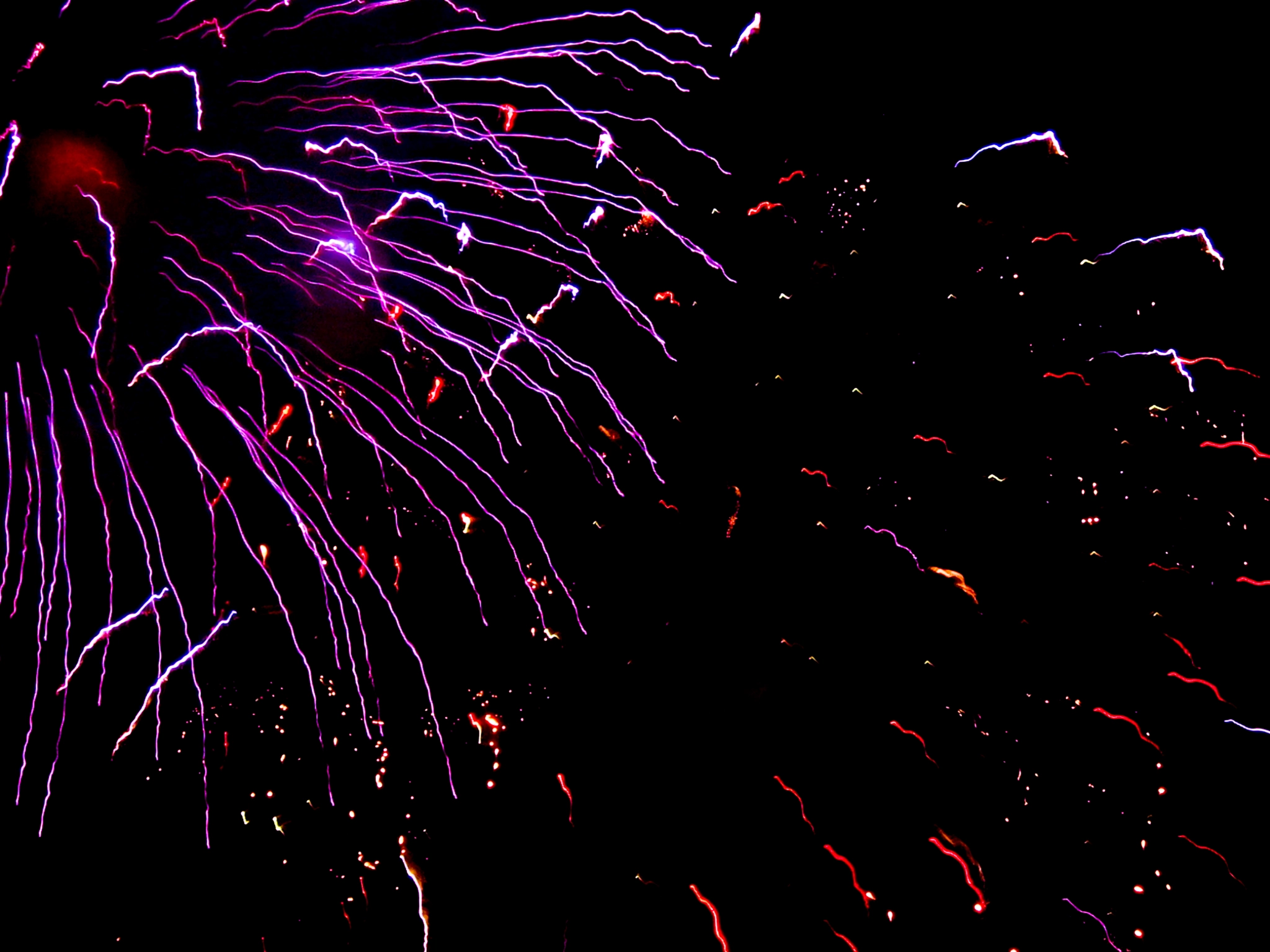 Canon DIGITAL IXUS 950 IS sample photo. Fireworks photography