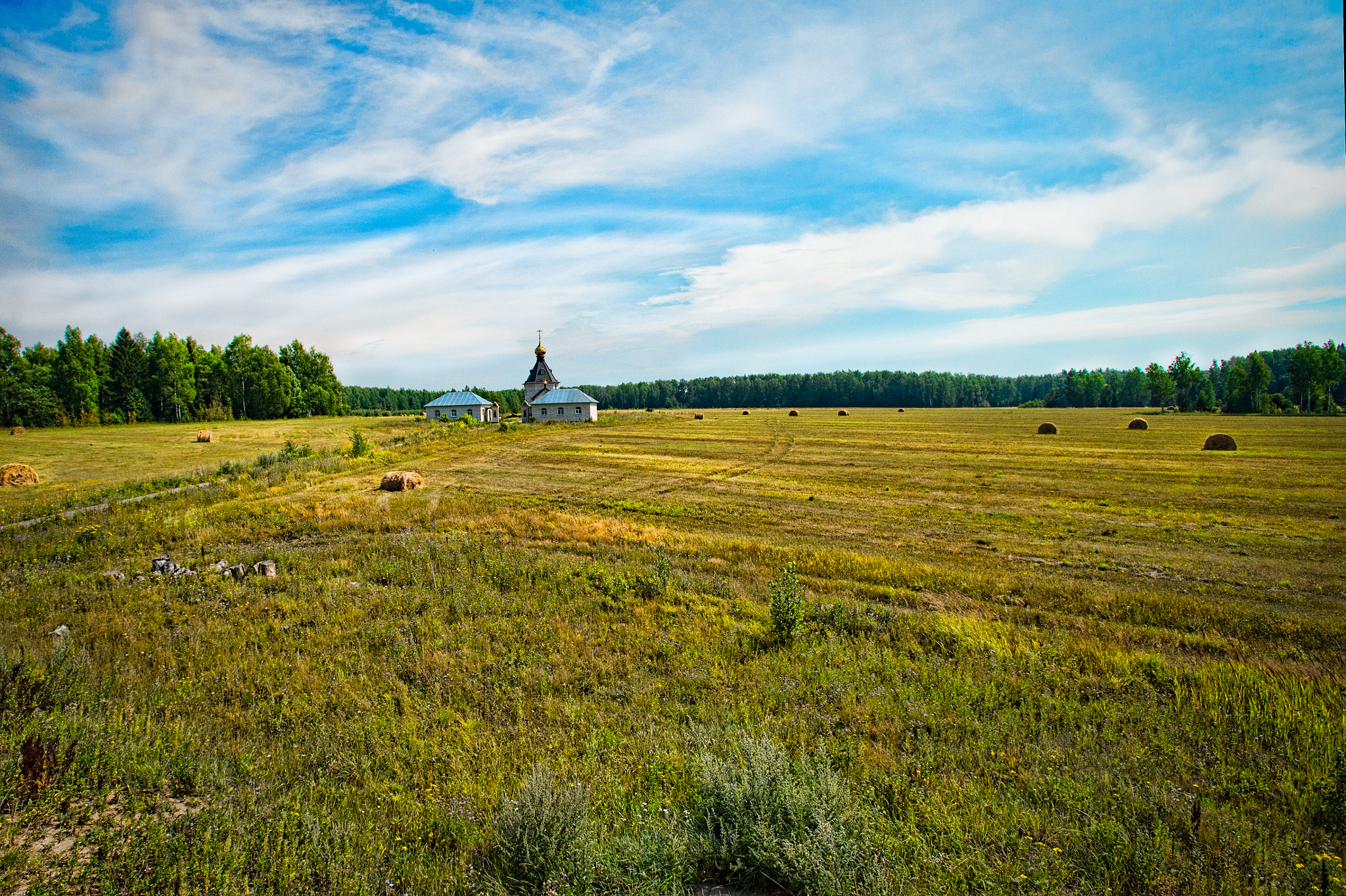 Nikon AF-S Nikkor 17-35mm F2.8D ED-IF sample photo. Ivanovo countryside photography