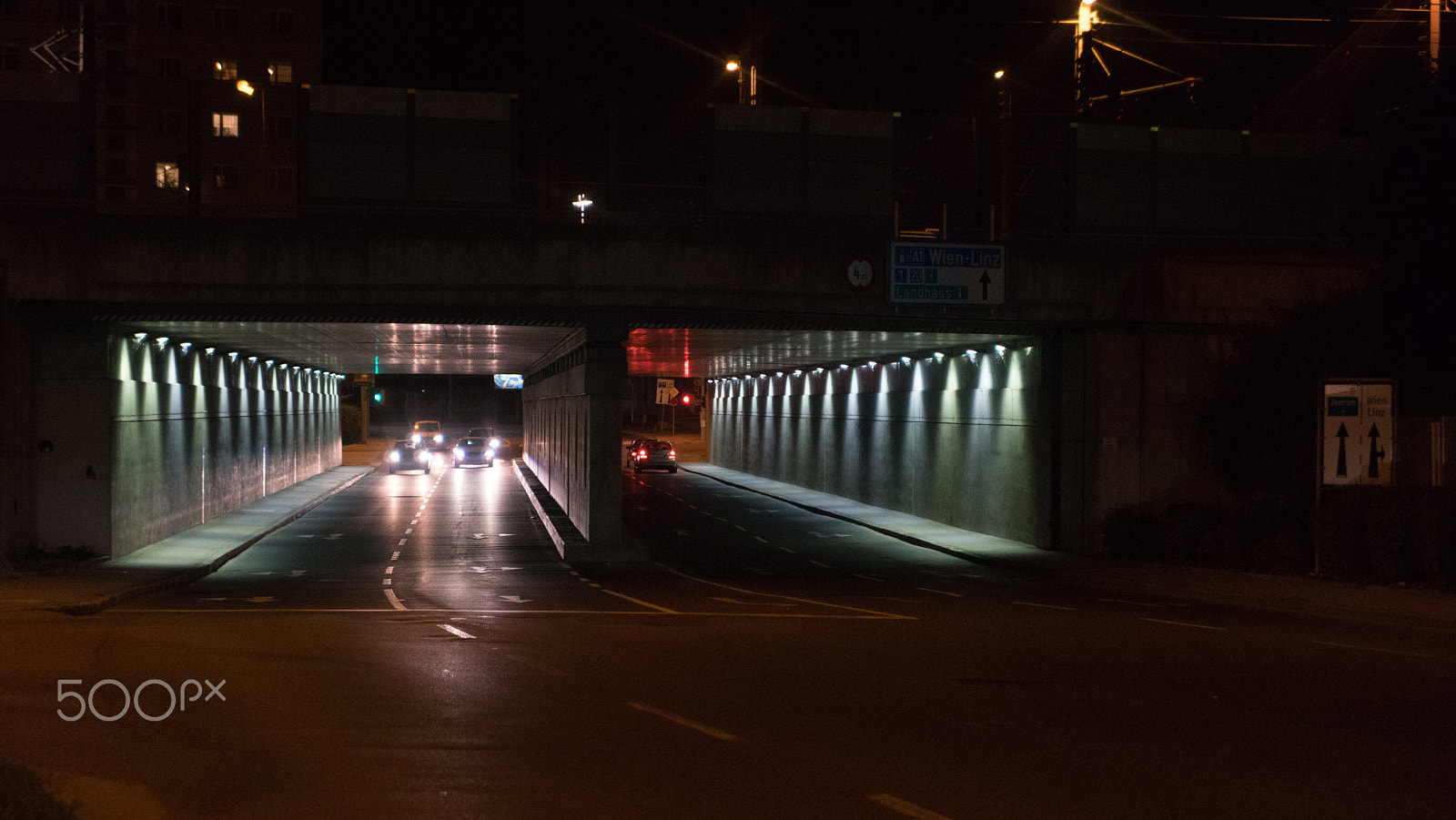 Sony a7 + Sony 28-75mm F2.8 SAM sample photo. Eisenbahnbrücke bei nacht photography