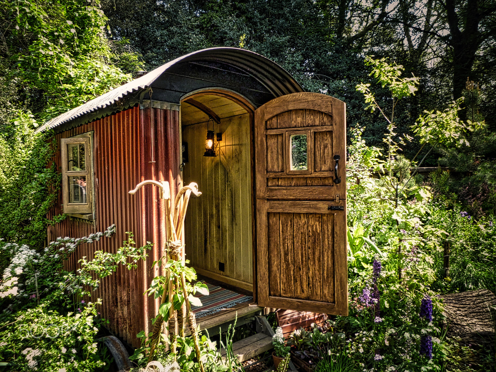 Panasonic DMC-FX40 sample photo. Shepherd's hut - chelsea 2012 photography