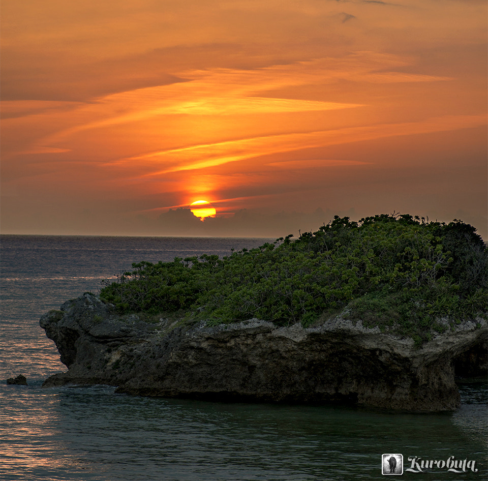 Pentax smc D-FA 100mm F2.8 Macro WR sample photo. Island and sunset photography