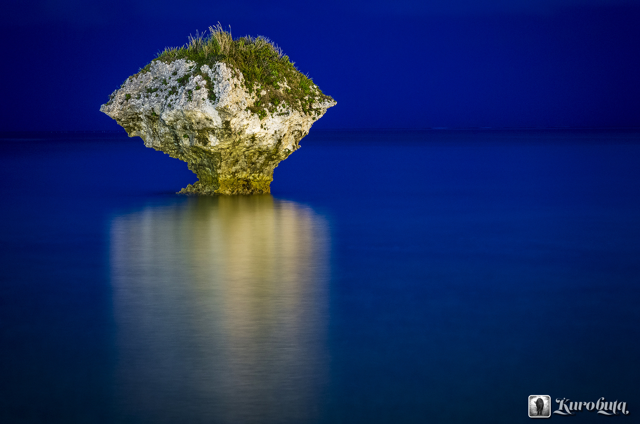 Pentax smc FA 77mm 1.8 Limited sample photo. Erosion photography