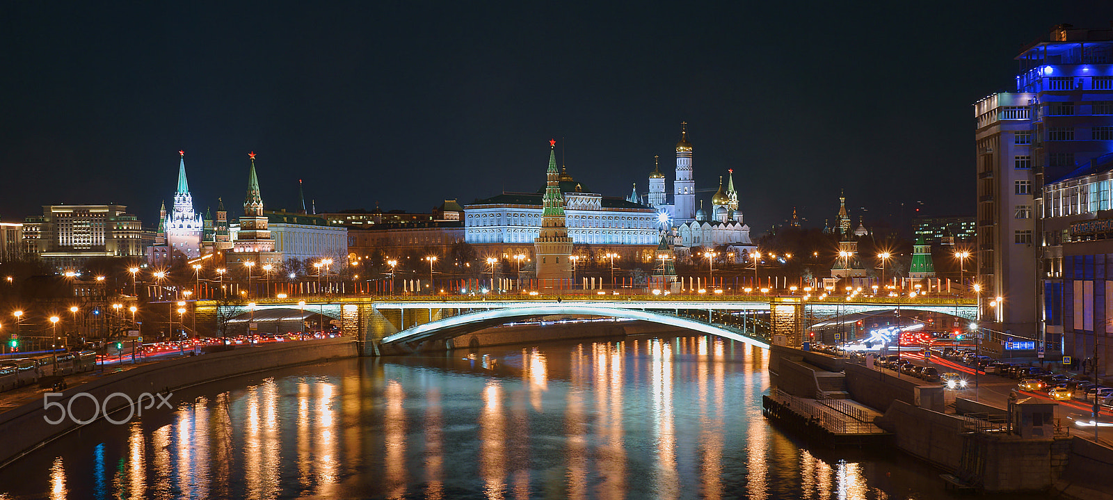 Sony SLT-A77 sample photo. The evening kremlin photography