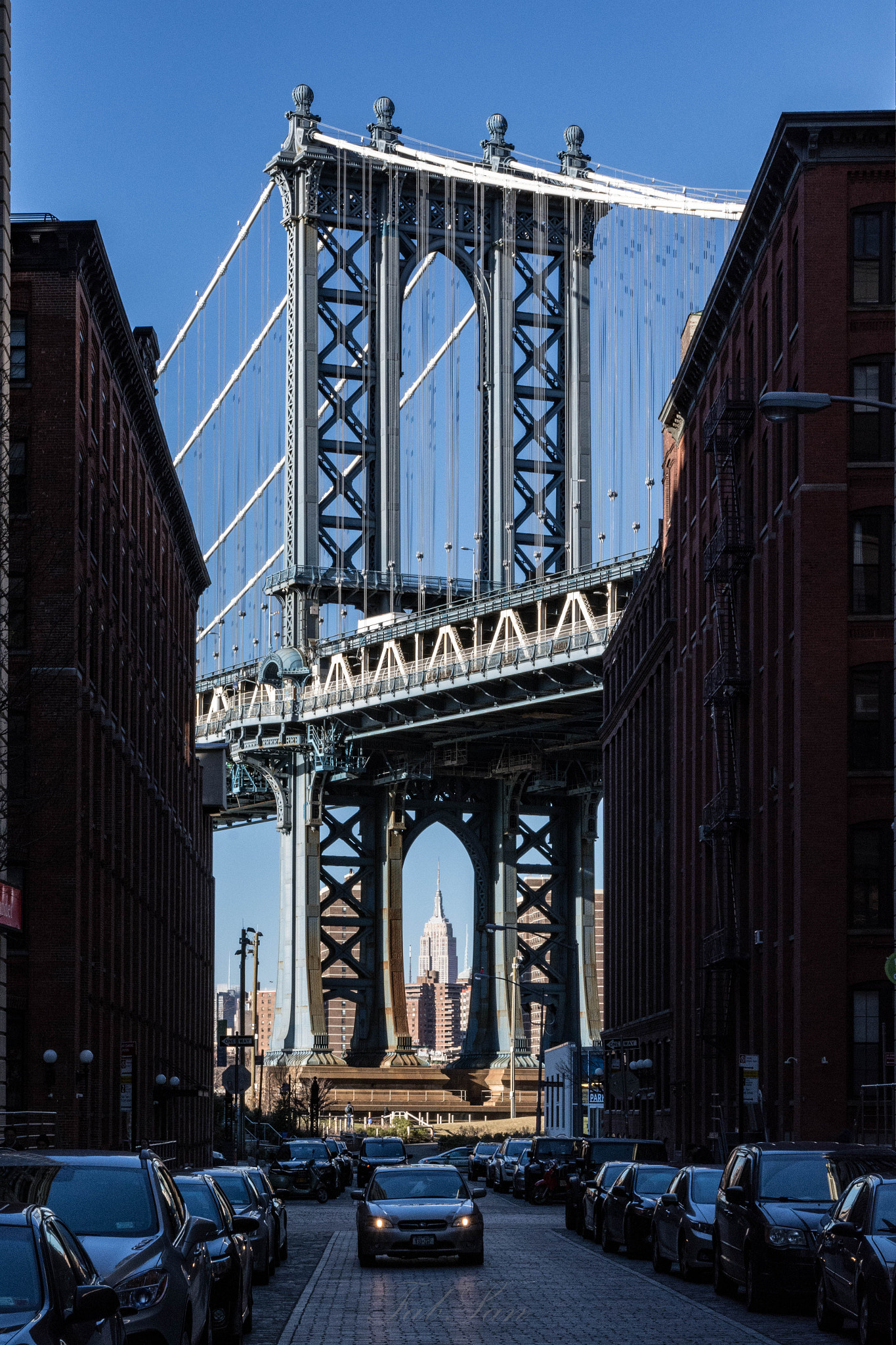 Nikon D7200 + Sigma 17-70mm F2.8-4 DC Macro OS HSM | C sample photo. Manhattan bridge photography