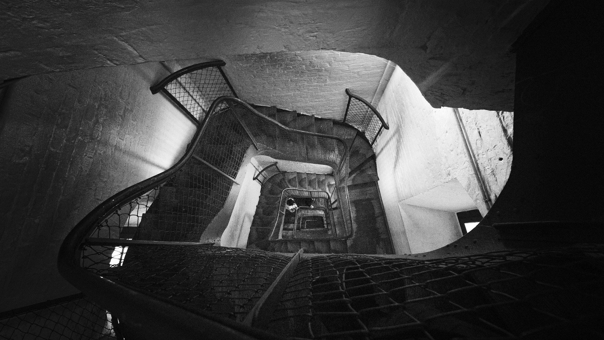 Panasonic Lumix G Vario 7-14mm F4 ASPH sample photo. Alone ii photography