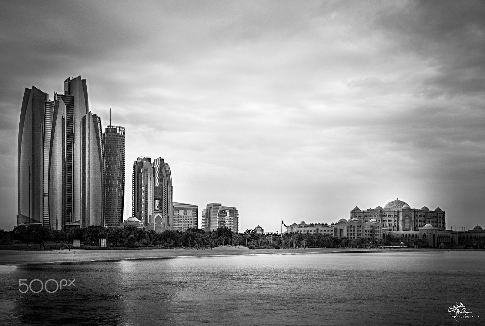 18.00 - 135.00 mm sample photo. Abudhabi beach photography
