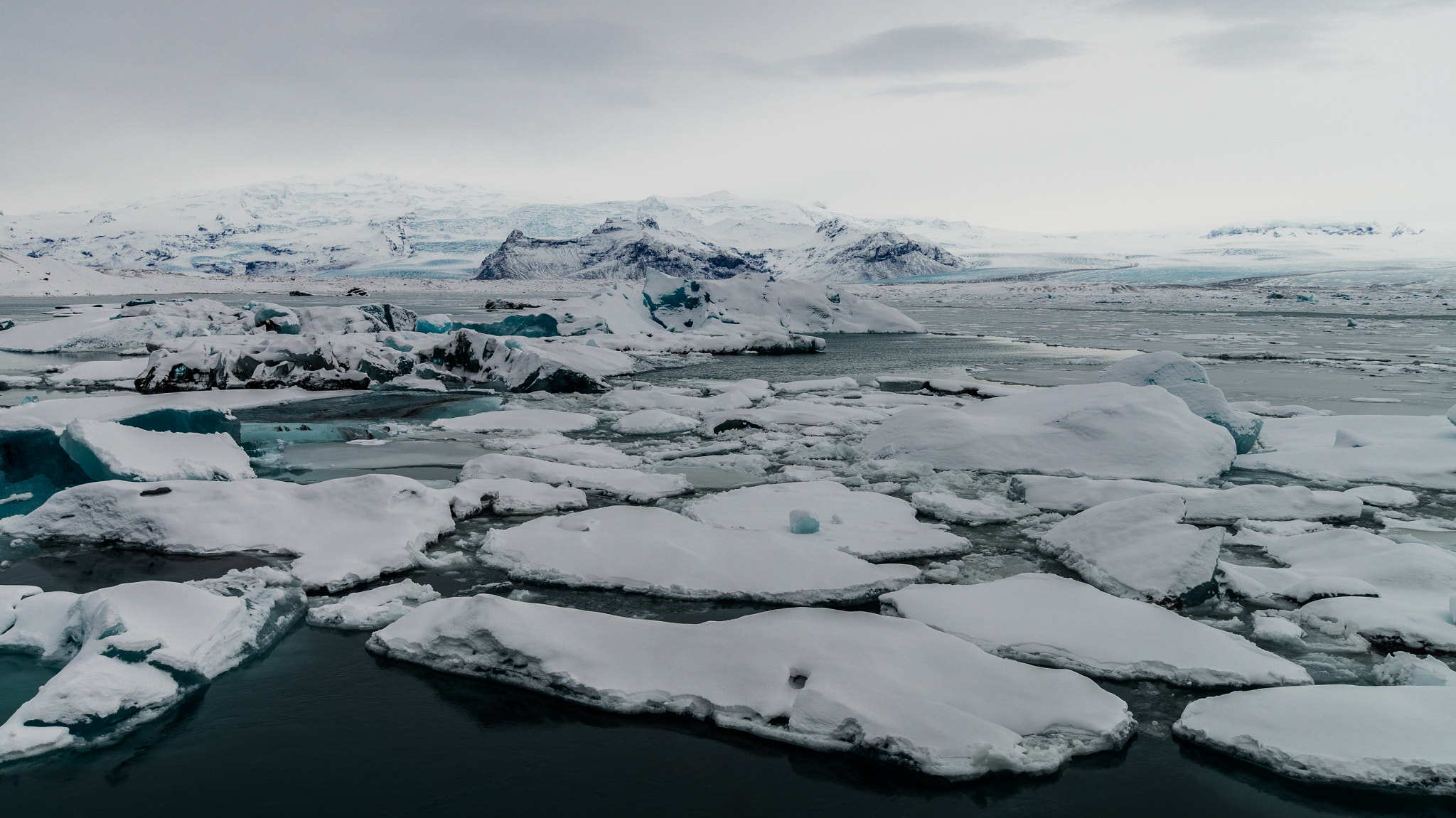 10-20mm F3.5 sample photo. Jökulsárlón in winter photography