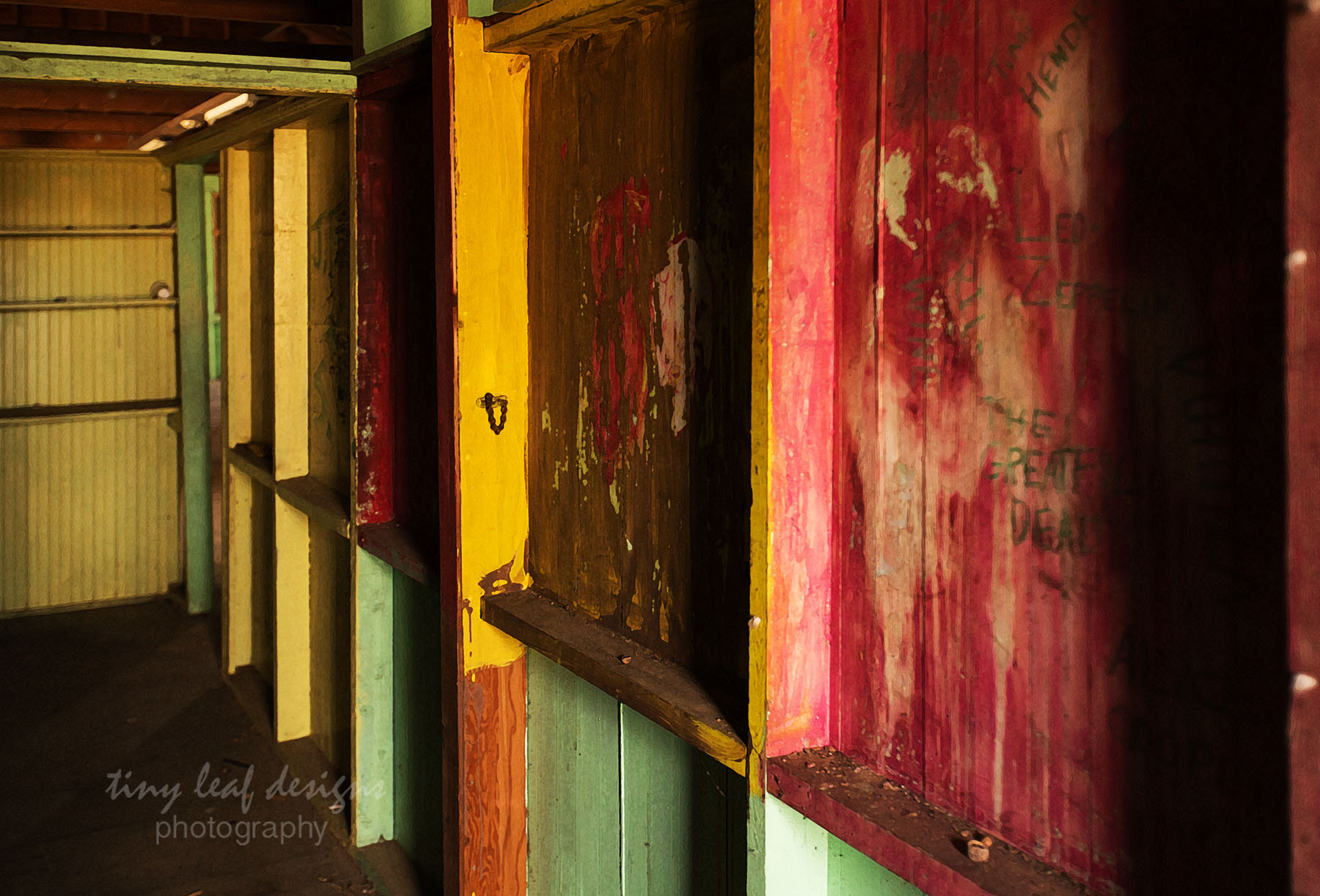 Canon EOS 6D + Canon EF 16-35mm F2.8L USM sample photo. Colorful photography