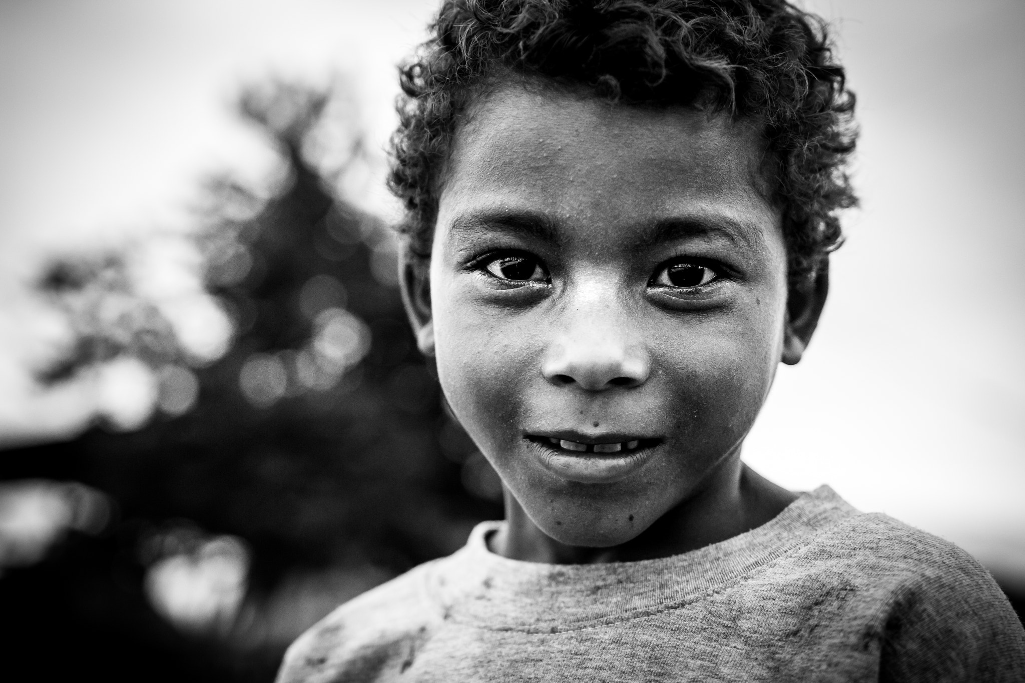 Sigma 18-35mm f/1.8 DC HSM sample photo. A child's eyes photography