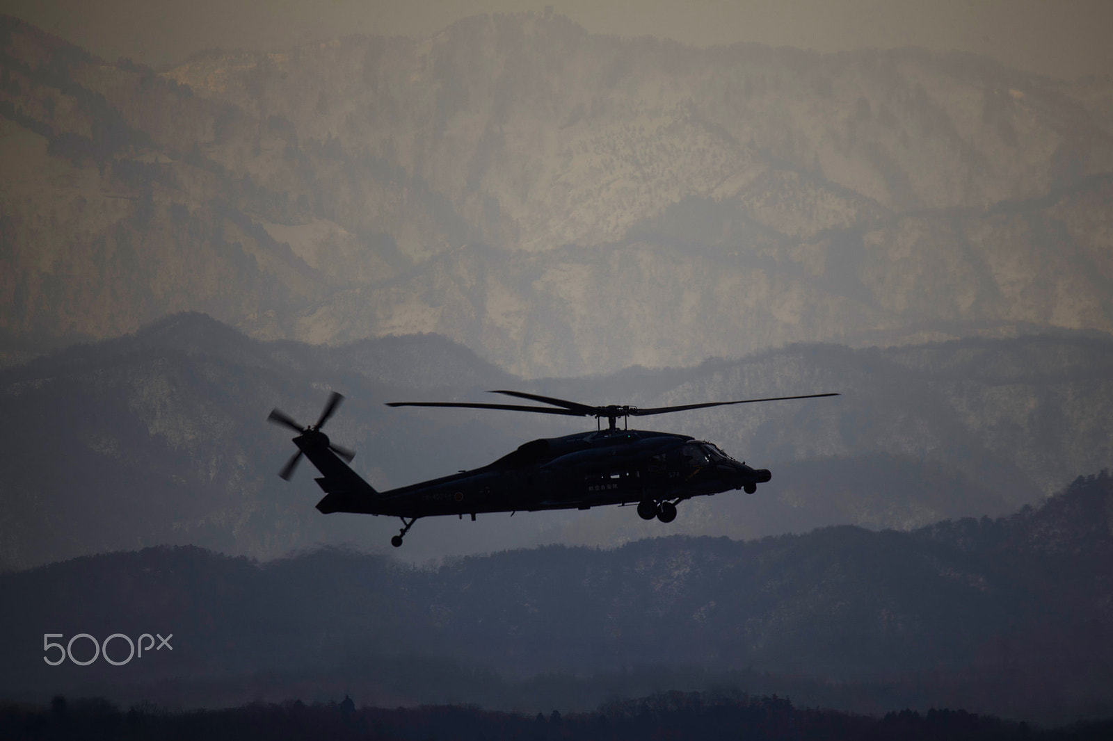 Sigma 150-600mm F5-6.3 DG OS HSM | C sample photo. Mountain contrast photography