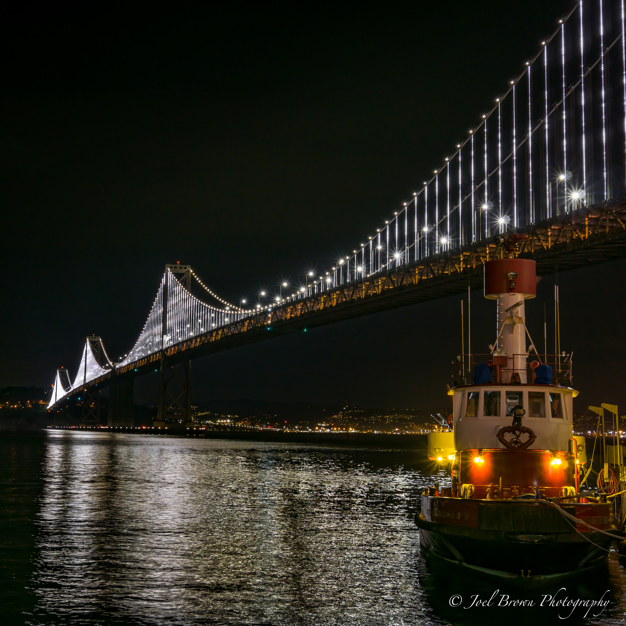 Sony a6000 + Sony Vario-Tessar T* FE 16-35mm F4 ZA OSS sample photo. Bridge with boat photography