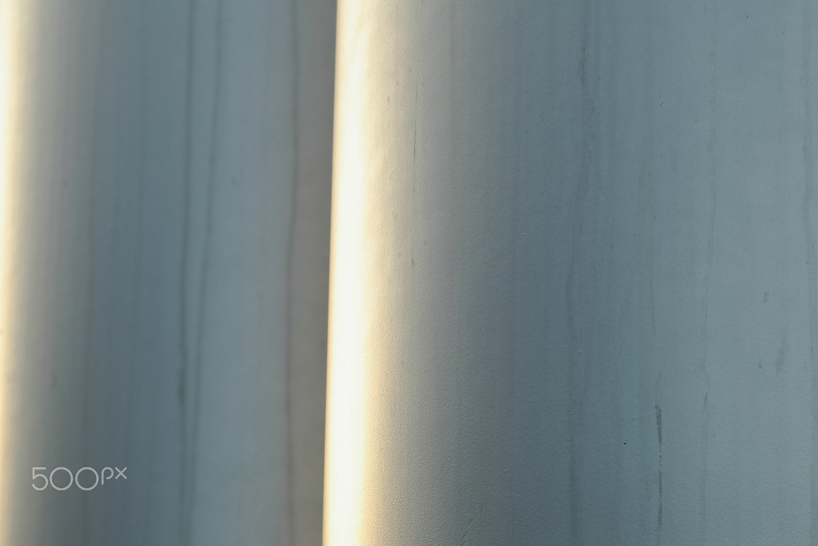 Pentax *ist D + smc PENTAX-FA Macro 100mm F2.8 sample photo. Metal surface photography