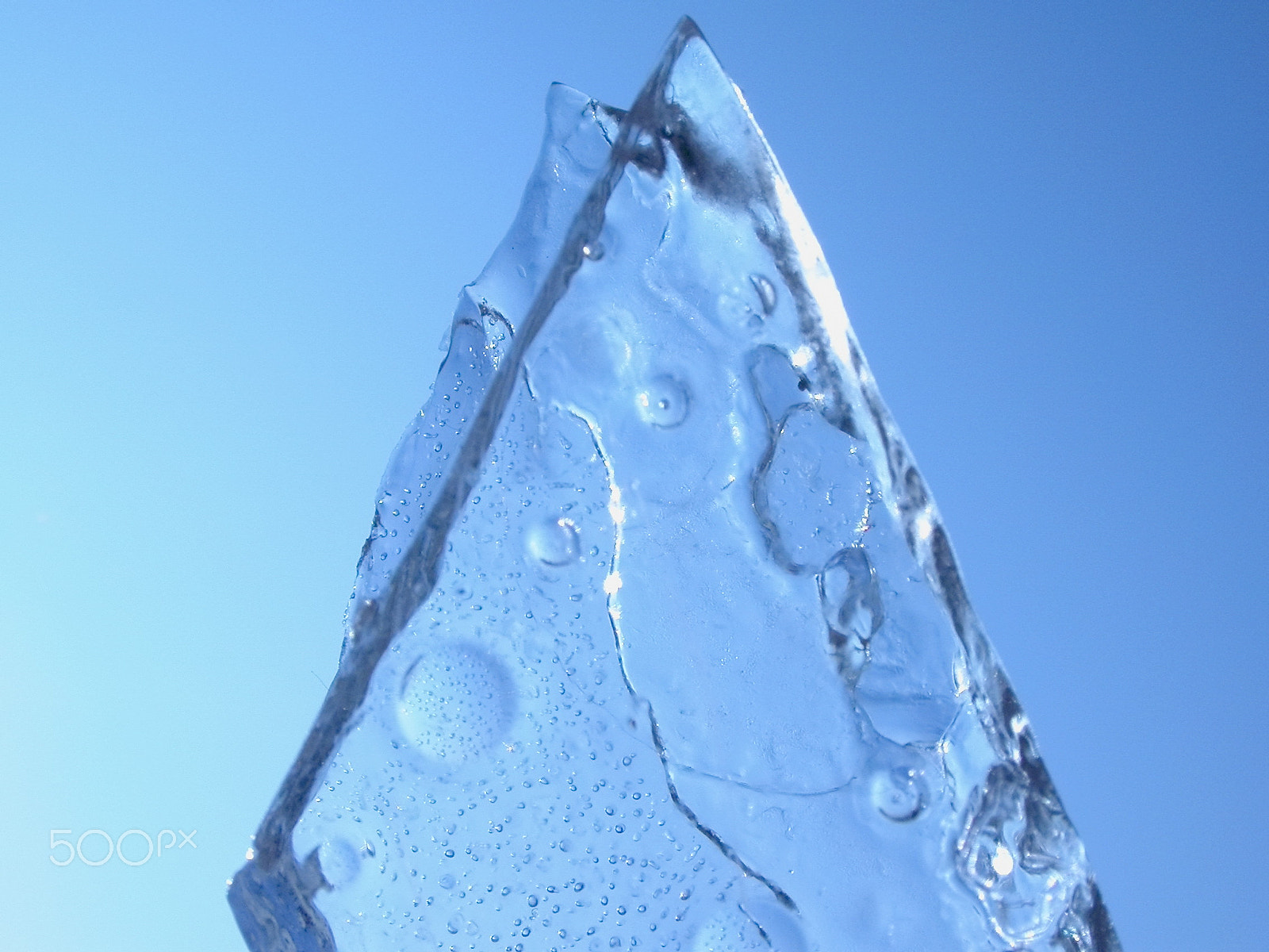 Nikon E4500 sample photo. Ice crystal photography