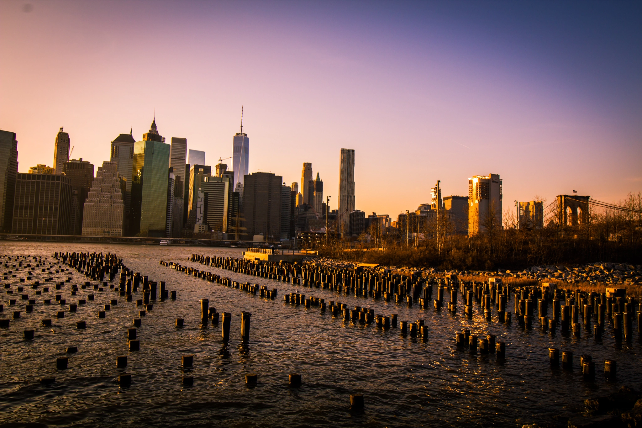 Canon EF-S 10-18mm F4.5–5.6 IS STM sample photo. Lower manhattan from the brooklyn bridge park boat ramp photography