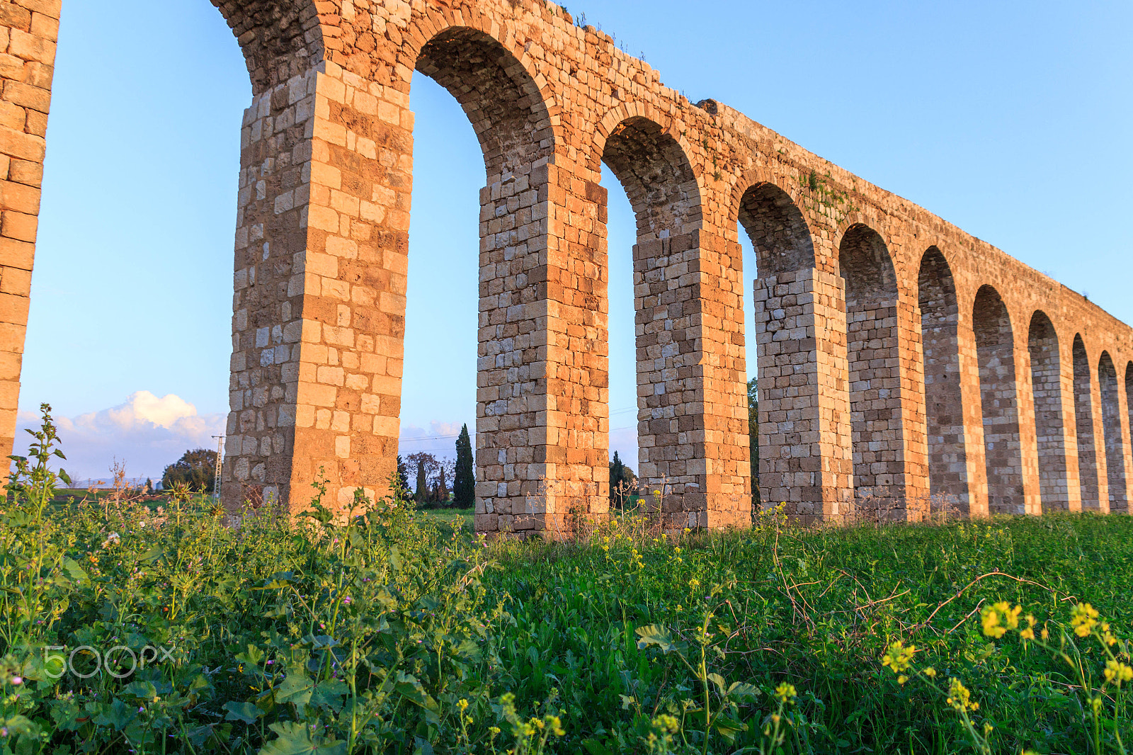 Canon EF 75-300mm F4.0-5.6 IS USM sample photo. Remains of an ancient roman aqueduct photography