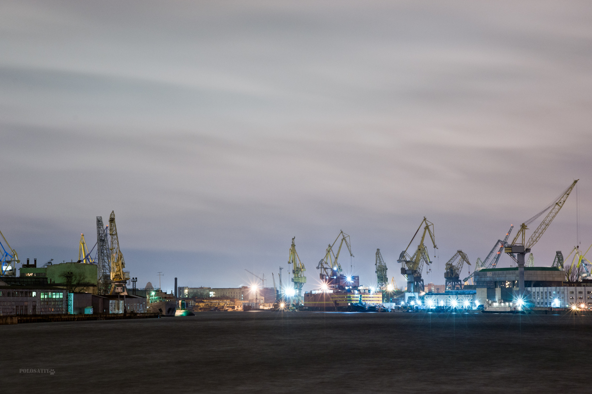 Sony Alpha DSLR-A850 + Minolta AF 35-105mm F3.5-4.5 sample photo. River's night life photography