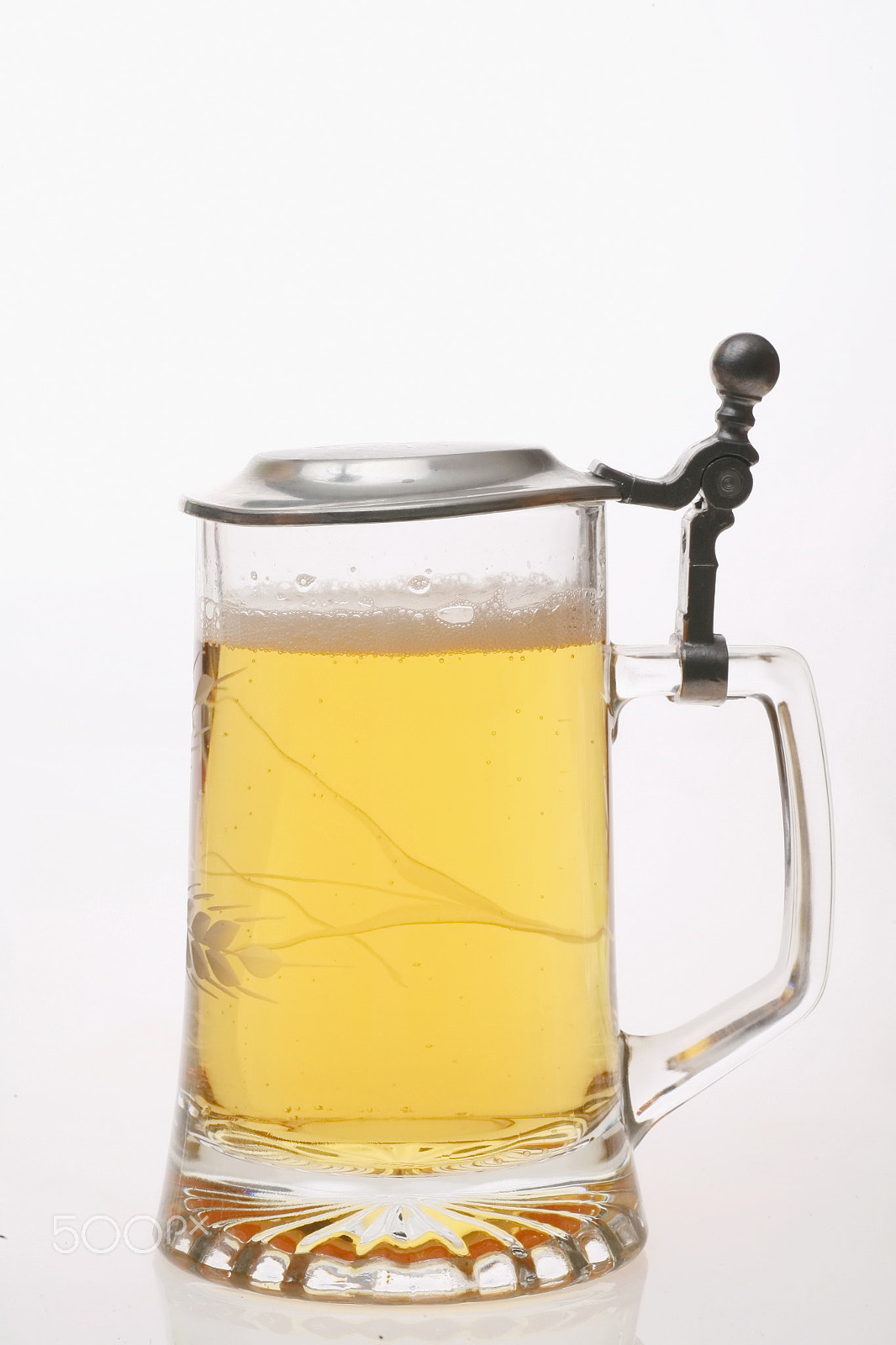 Canon EOS 5D + Tamron SP AF 90mm F2.8 Di Macro sample photo. Beer mugg bier beer photography