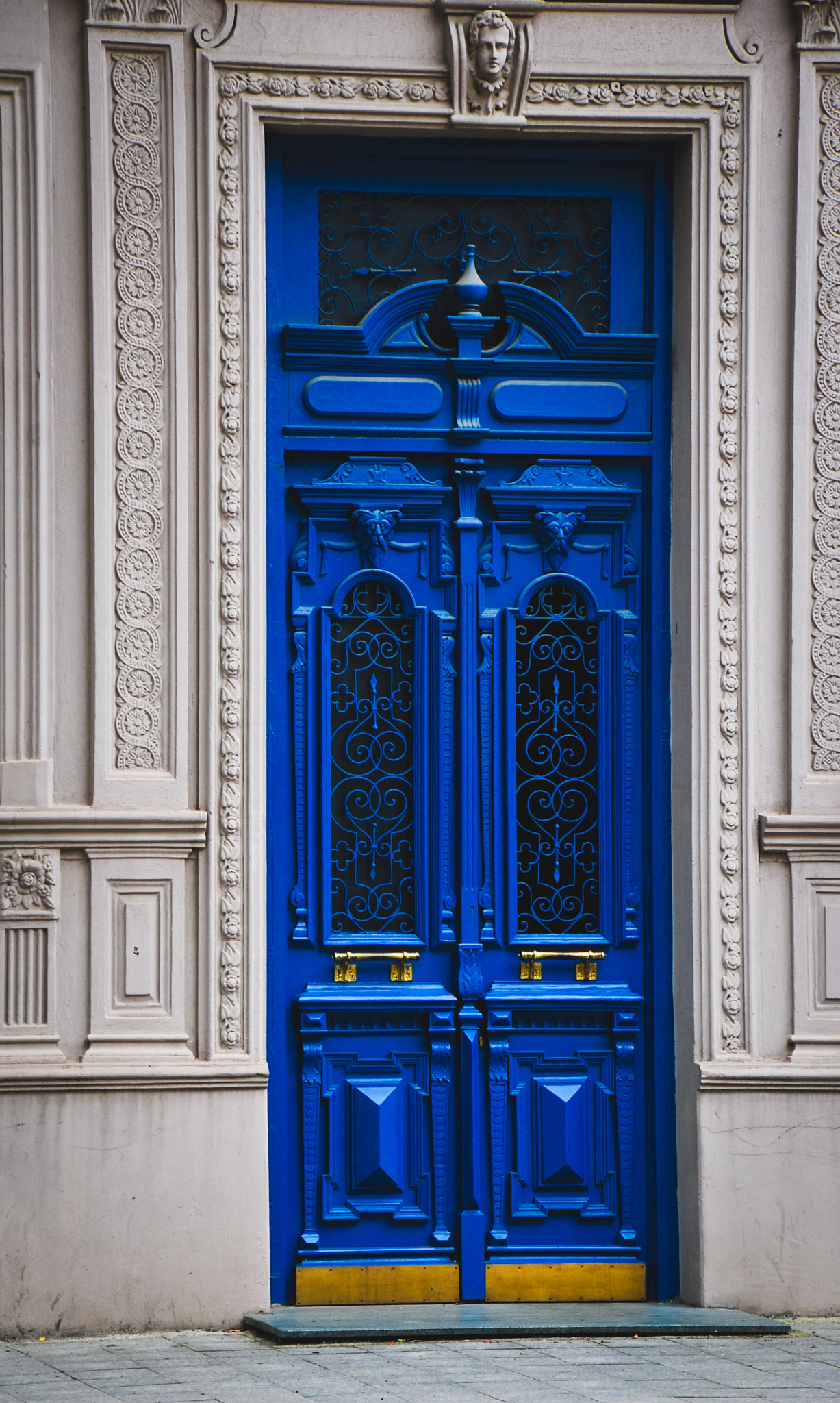 Nikon D60 sample photo. Blue door photography