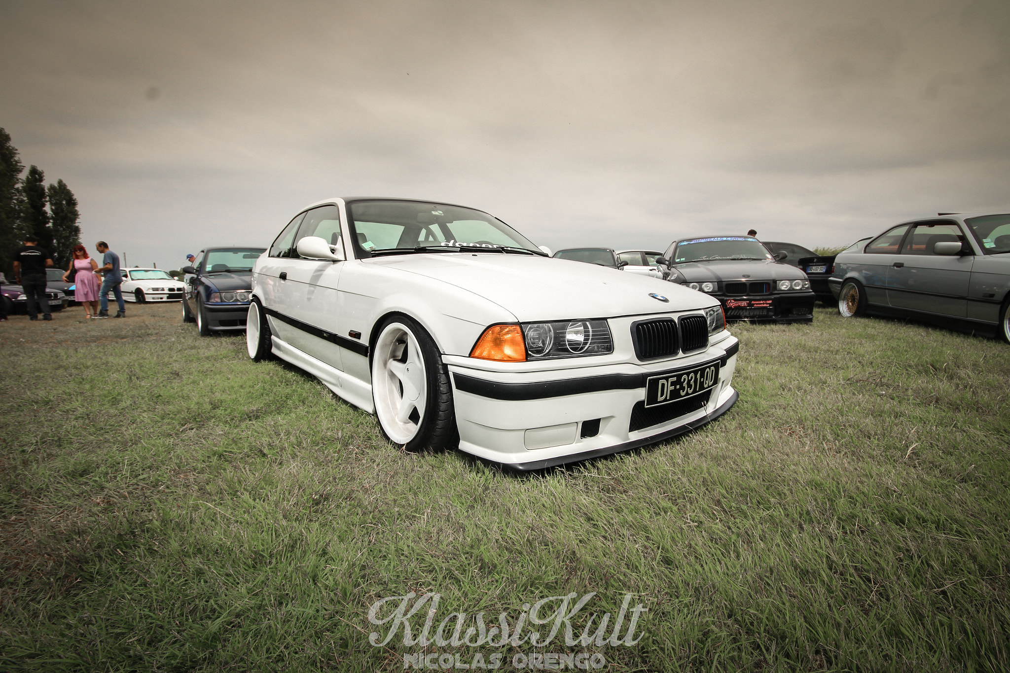 Canon EOS M + Sigma 10-20mm F4-5.6 EX DC HSM sample photo. Bmw e36 stance photography
