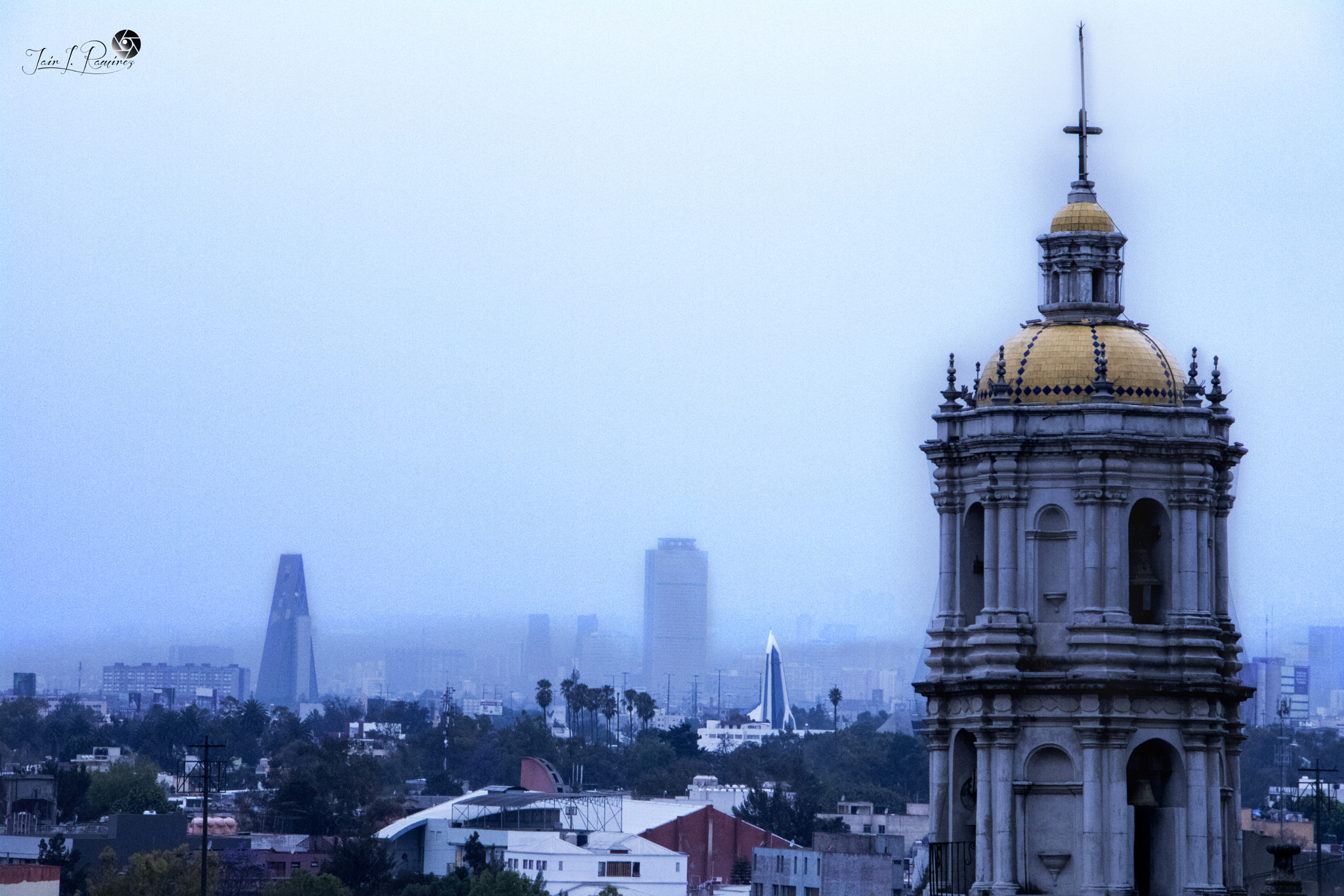 Canon EF-S 18-135mm F3.5-5.6 IS STM sample photo. City mex photography