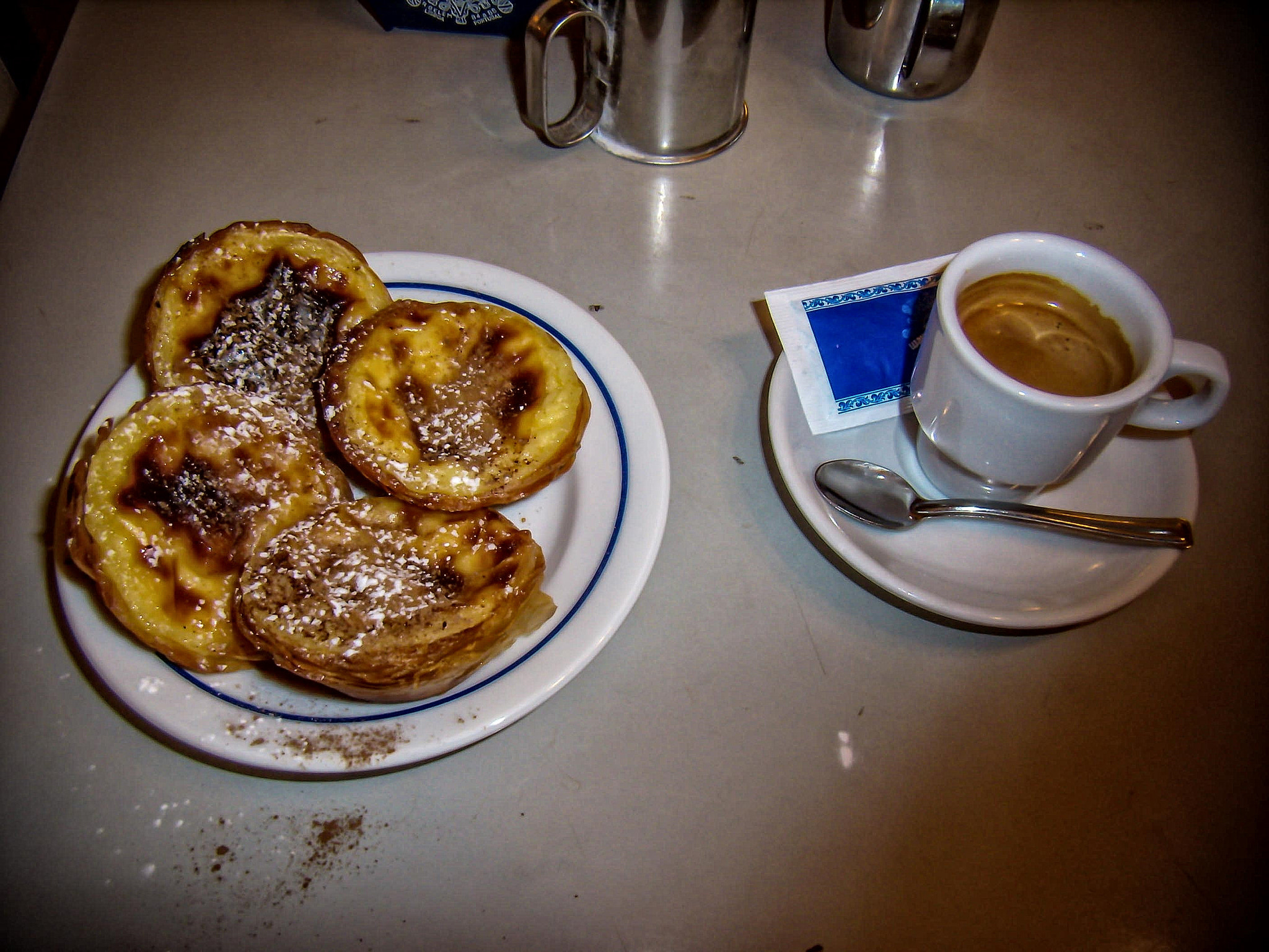 Olympus FE200 sample photo. Lisbon: pastel de nata photography