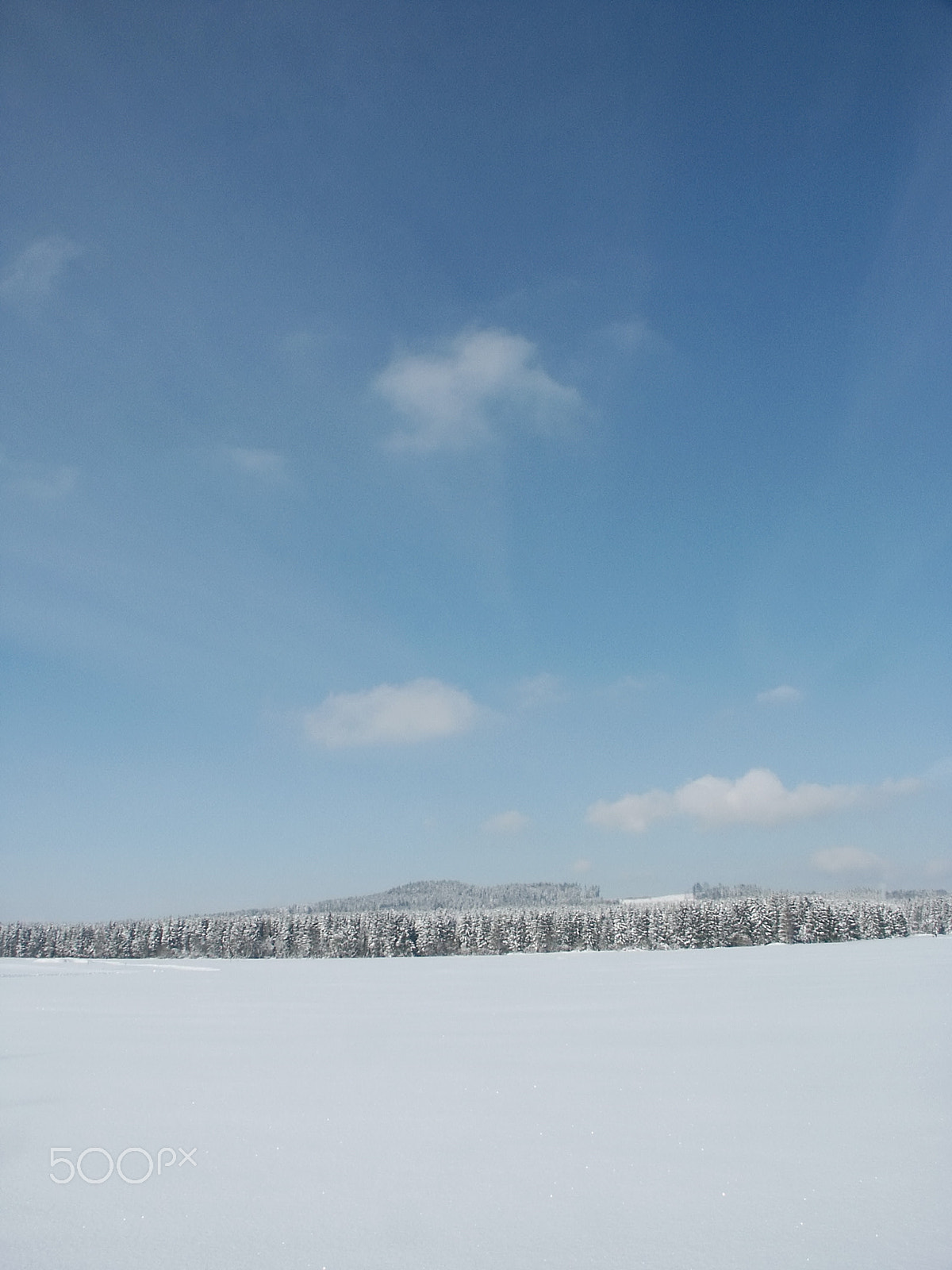 KONICA MINOLTA DiMAGE 7Hi sample photo. Winter photography