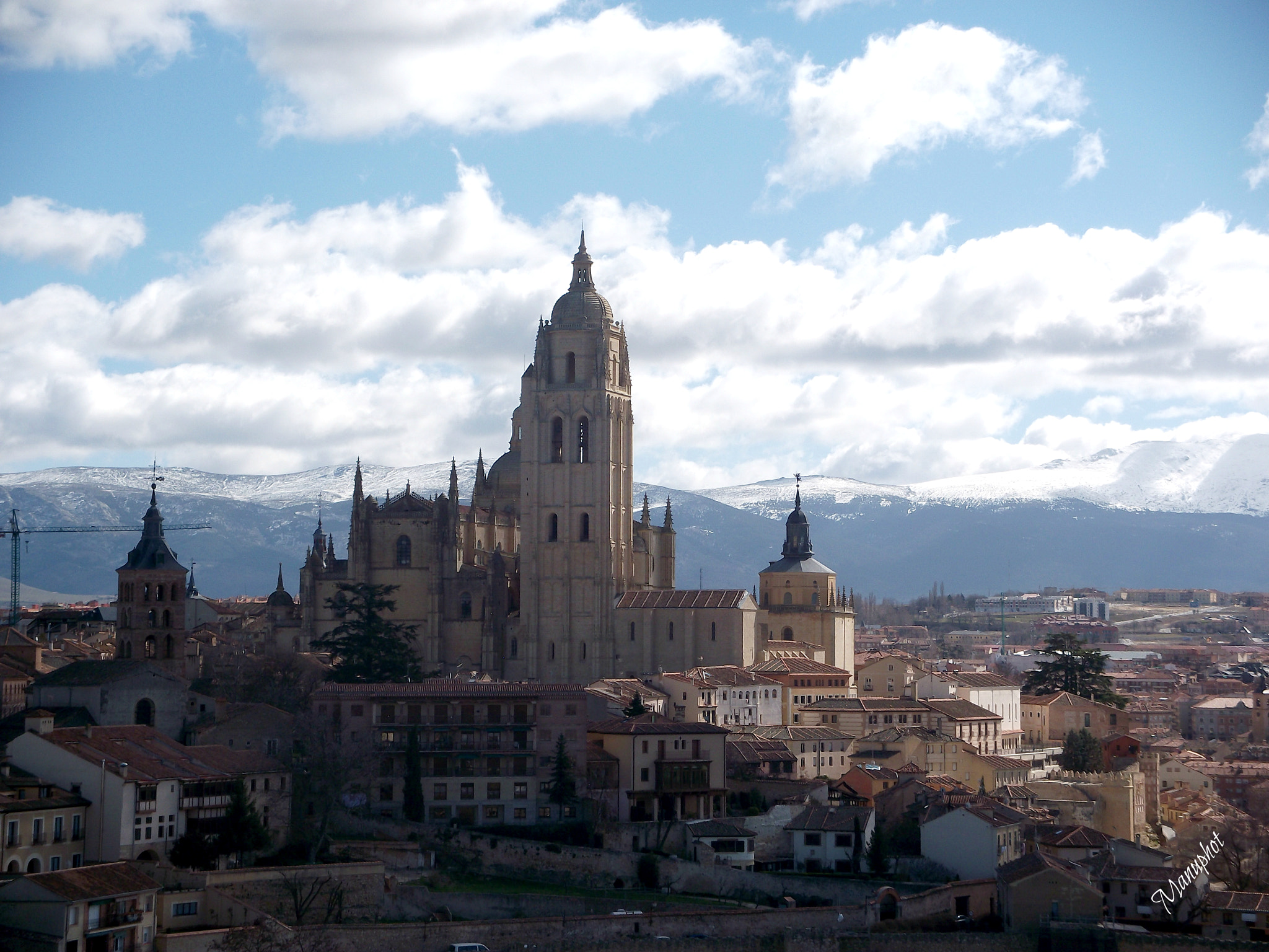 Fujifilm FinePix JX200 sample photo. Catedral de segovia photography