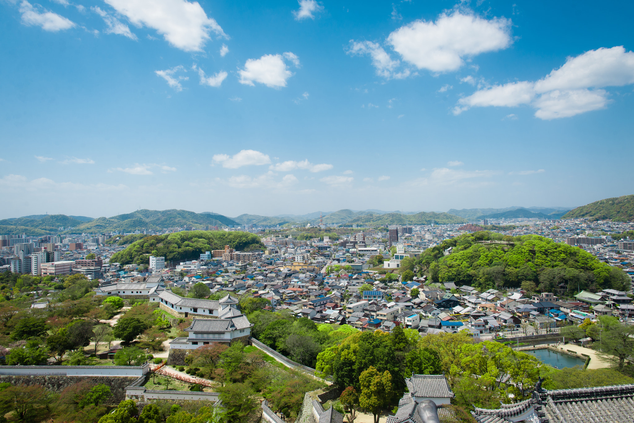 Nikon D600 + Nikon AF-S Nikkor 24mm F1.4G ED sample photo. Himeji, japan photography