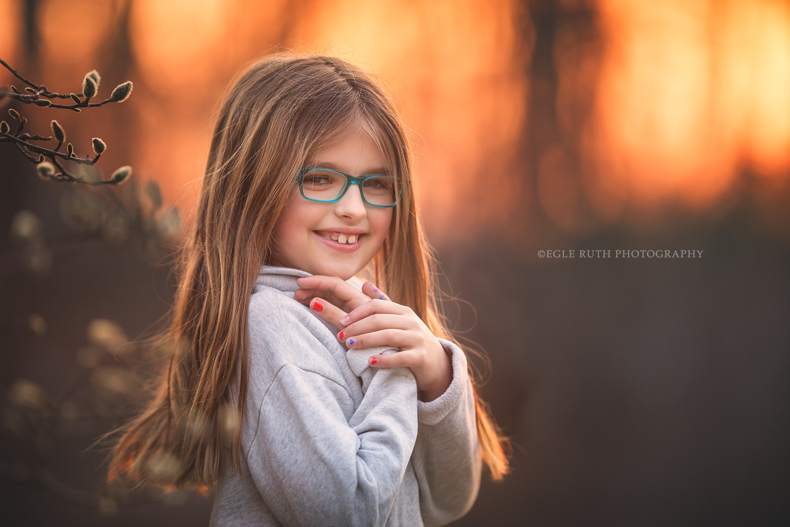Nikon AF-S Nikkor 200mm F2G ED VR II sample photo. And then her smile lightened up the sky photography