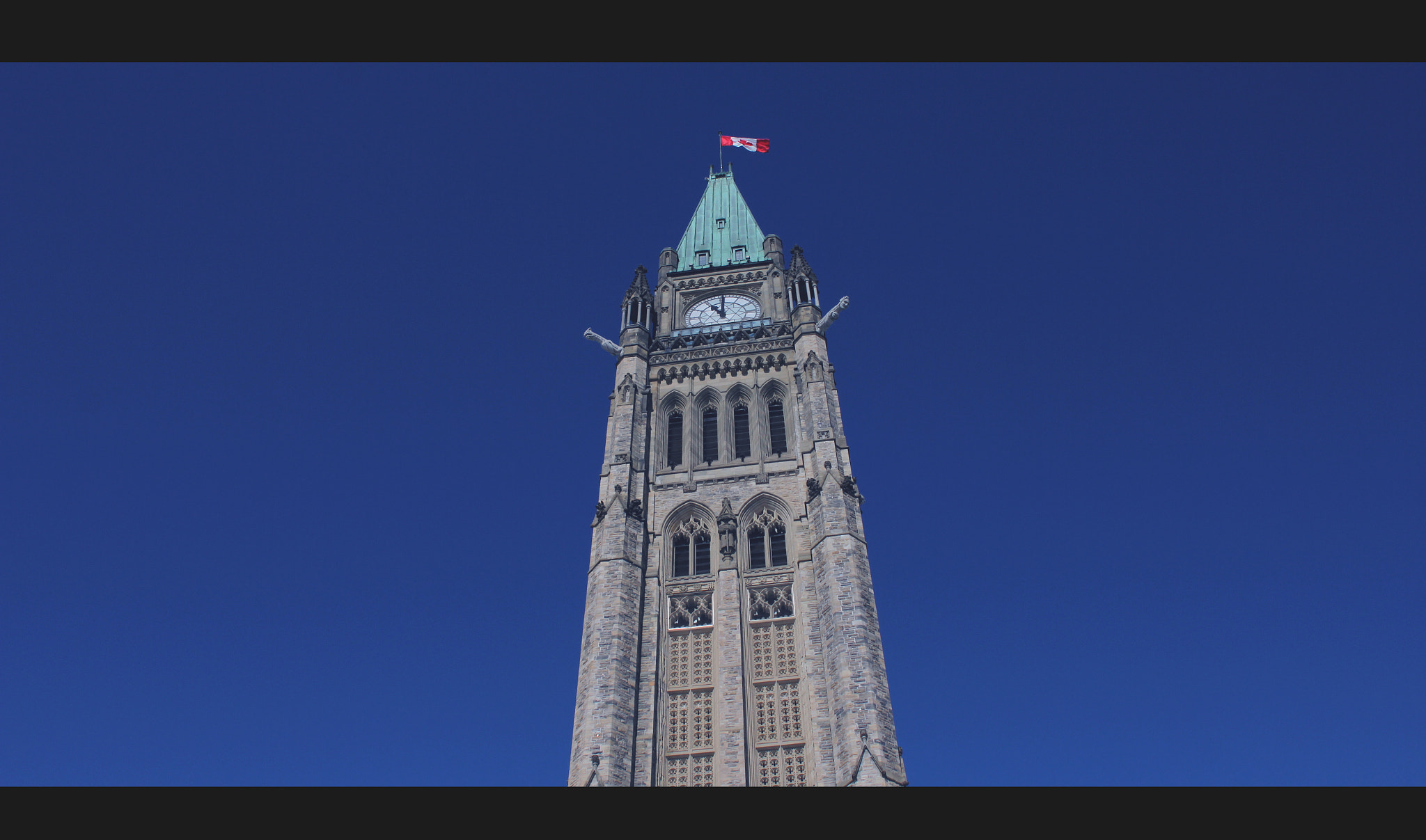 Canon EOS 550D (EOS Rebel T2i / EOS Kiss X4) sample photo. Peace tower photography