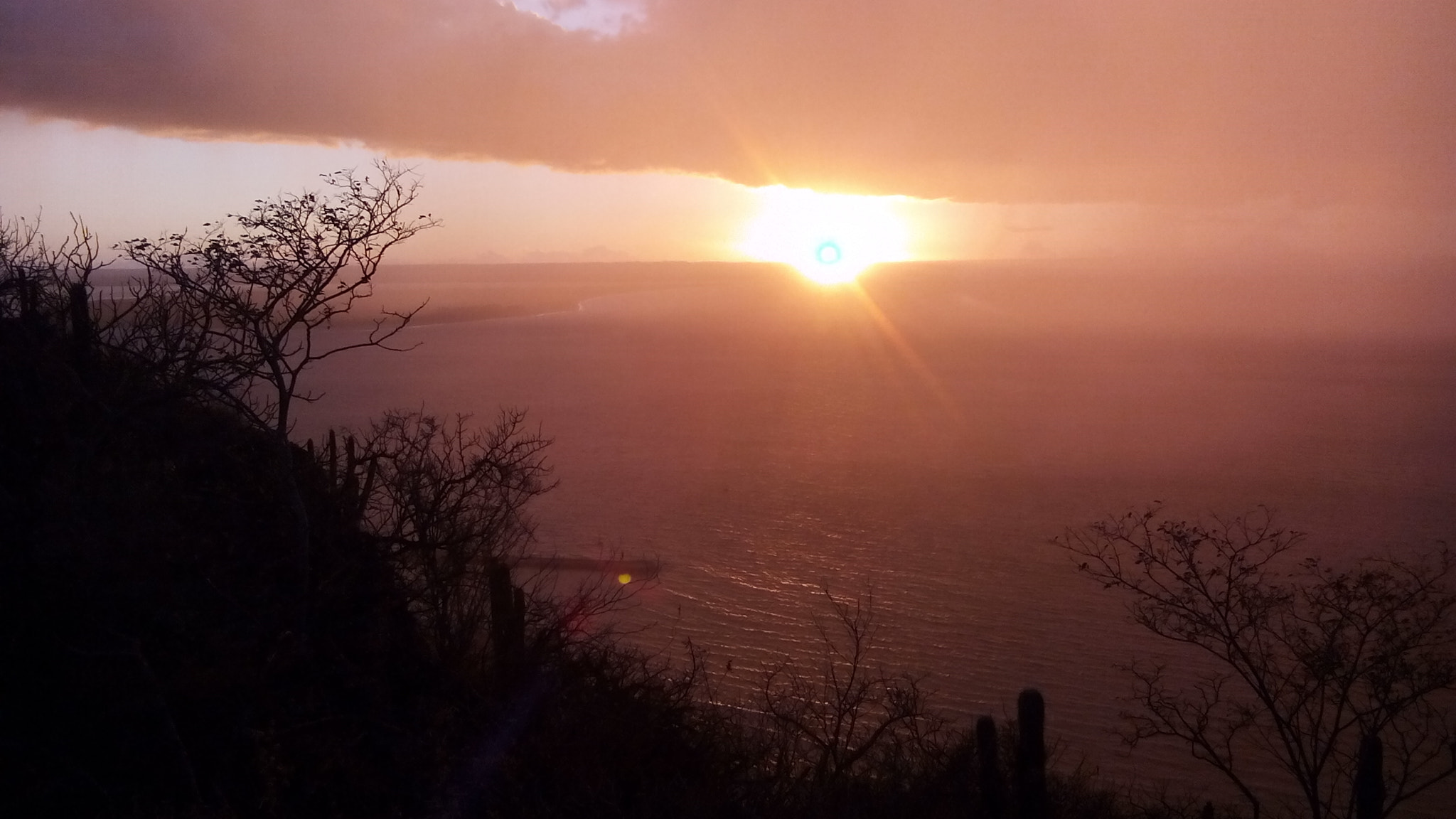 ZTE BLADE L2 PLUS sample photo. Sol y lluvia  photography