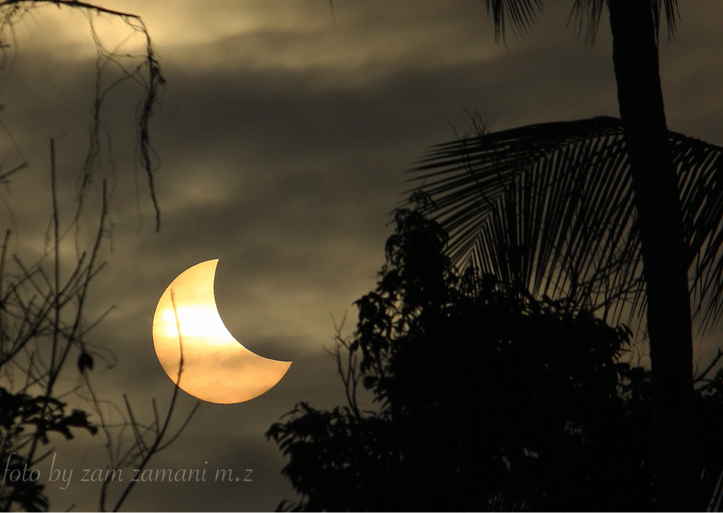 Canon EF 70-200mm F2.8L USM sample photo. 2016 partial solar eclipses, kota bharu, kelantan, malaysia. 7.30 am - 9.32 am photography