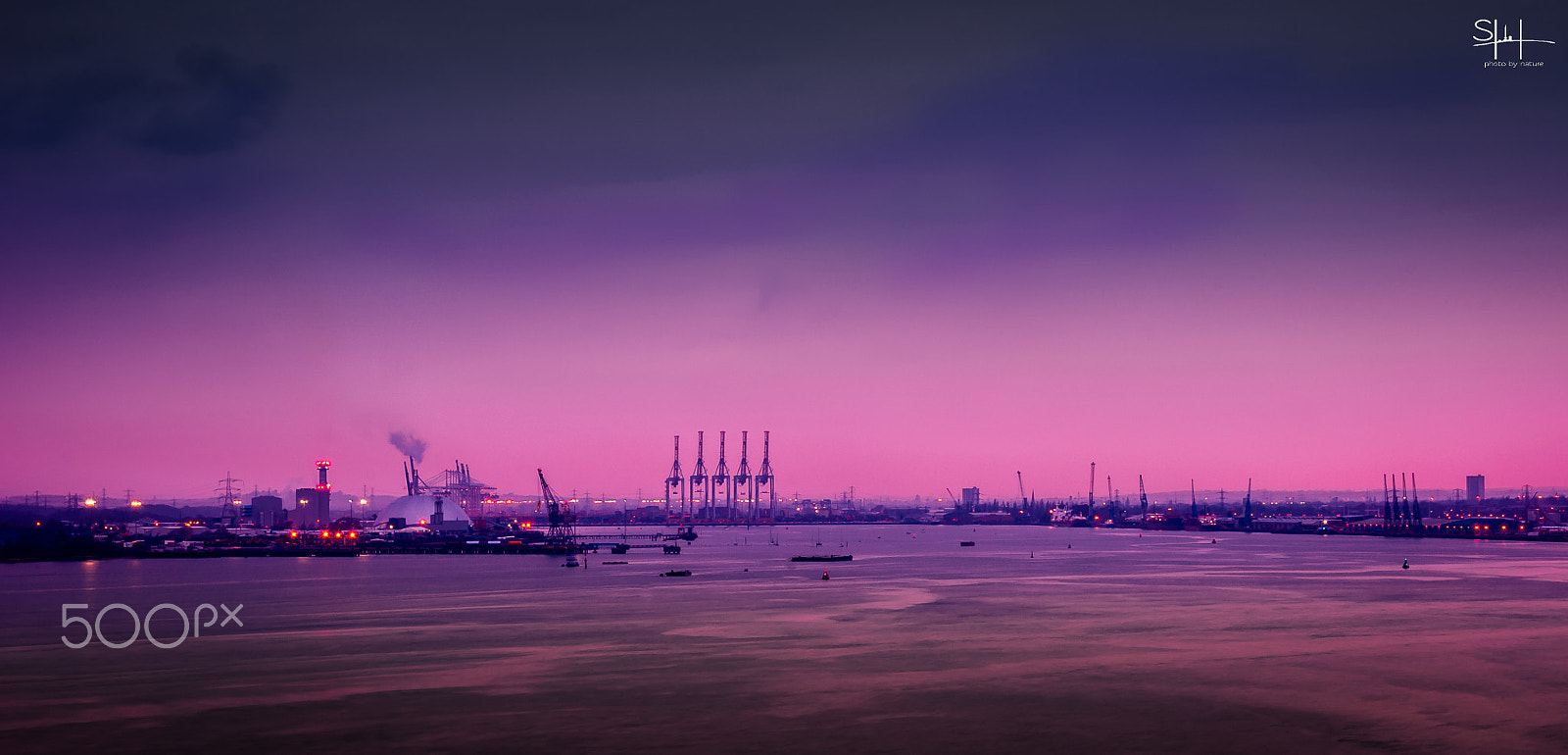 Sigma 18-50mm F2.8-4.5 DC OS HSM sample photo. The port of southampton photography