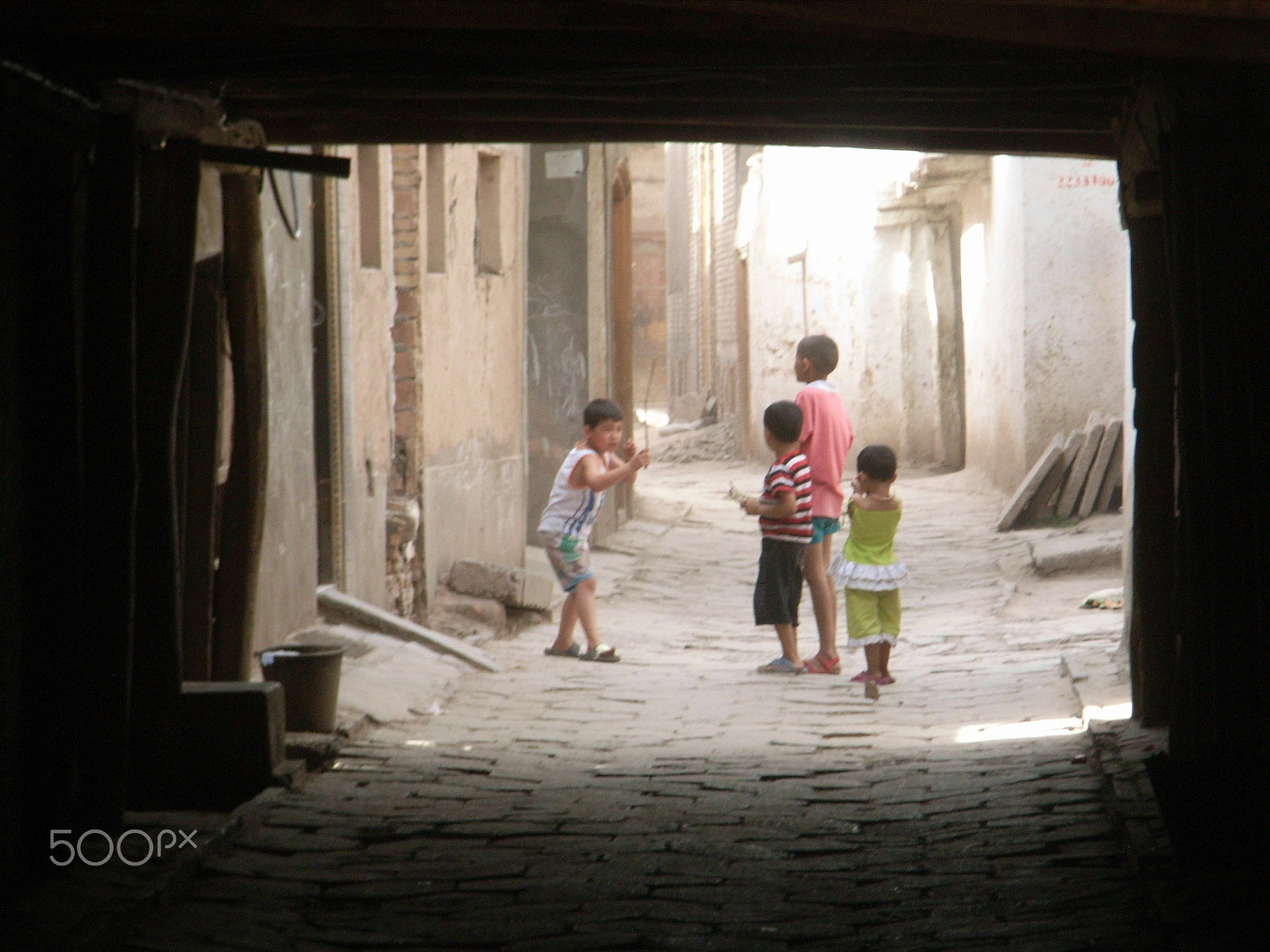 Ricoh Caplio R5 sample photo. Window on a disappearing world photography
