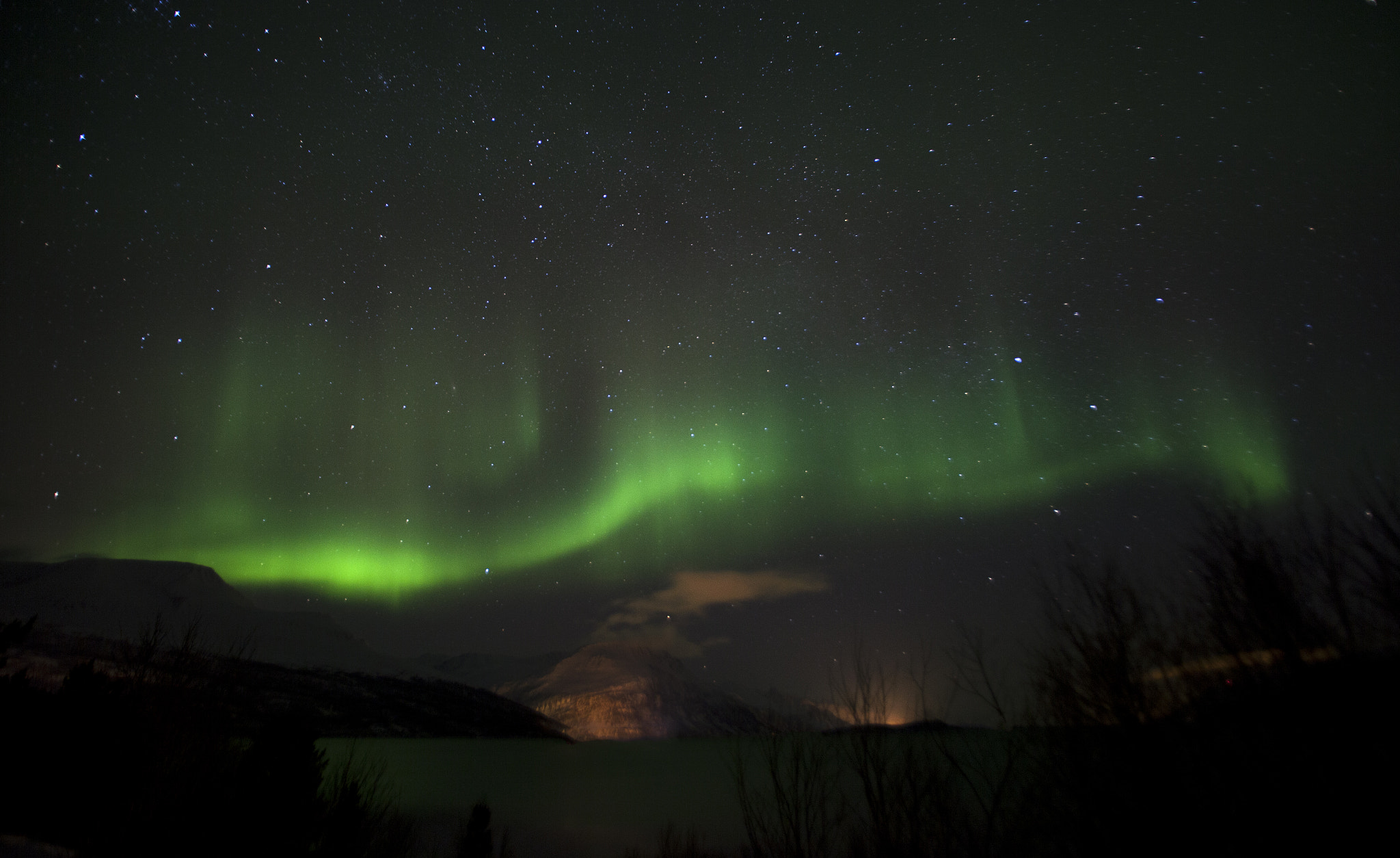Canon EOS 5D Mark II + Tamron SP AF 17-35mm F2.8-4 Di LD Aspherical (IF) sample photo. Under the northern lights photography